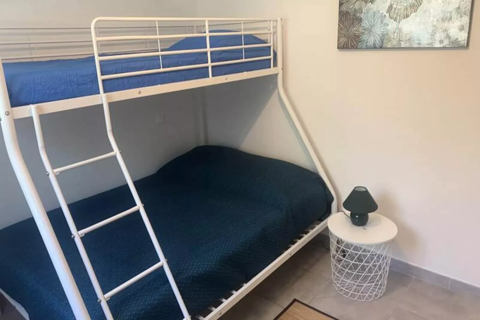 Le Ribbou - Isle-sur-la-sorgue-Image-tags.