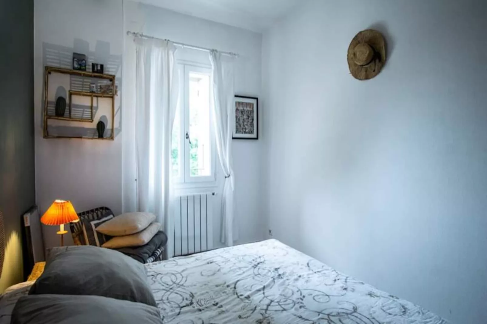 Le Mas De Jalique - Isle-sur-la-sorgue-Image-tags.