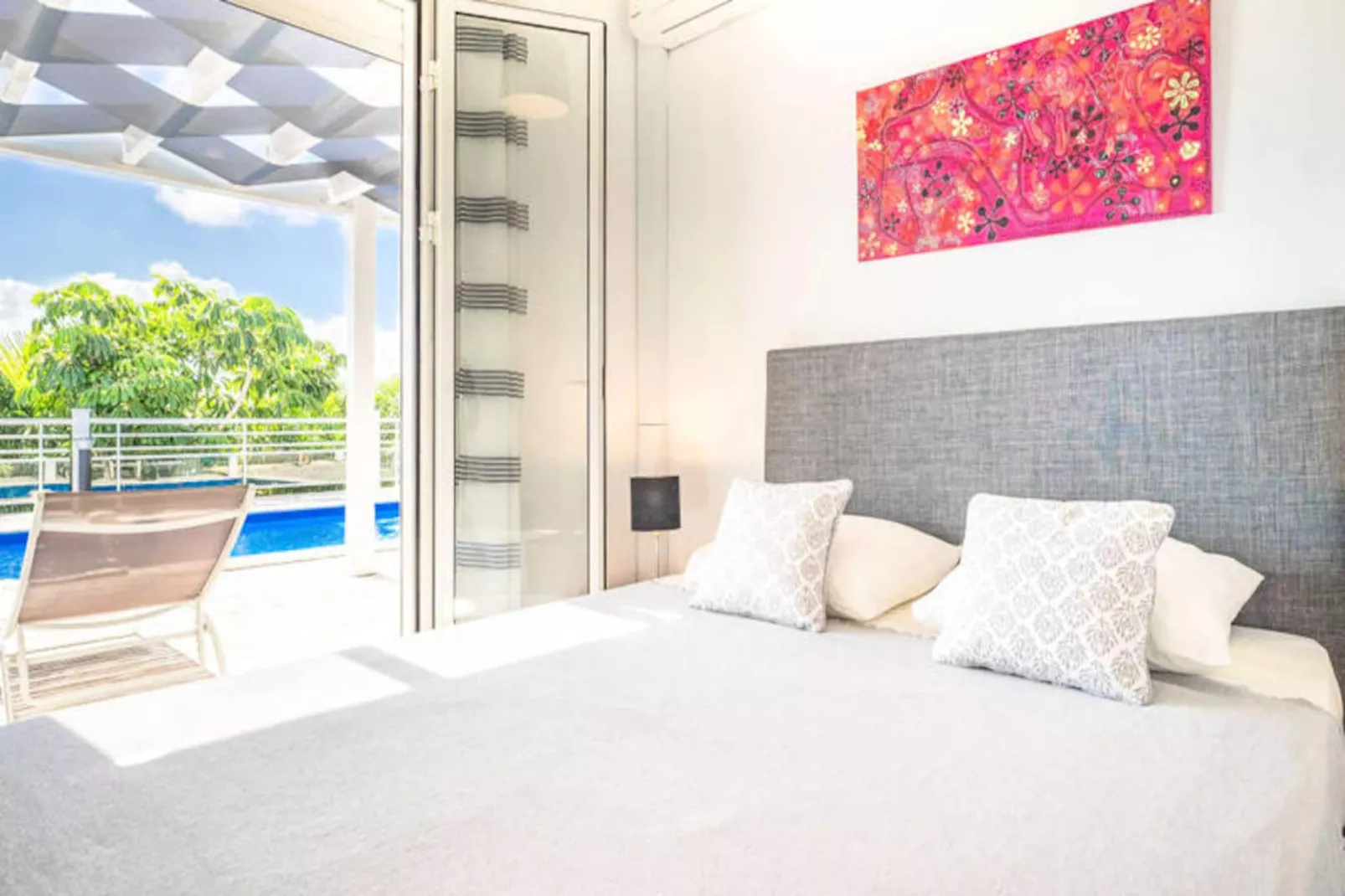 Villa Colibri-Image-tags.