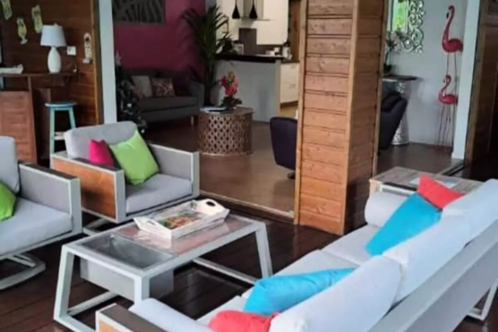 Villa Ma Vie La-Image-tags.