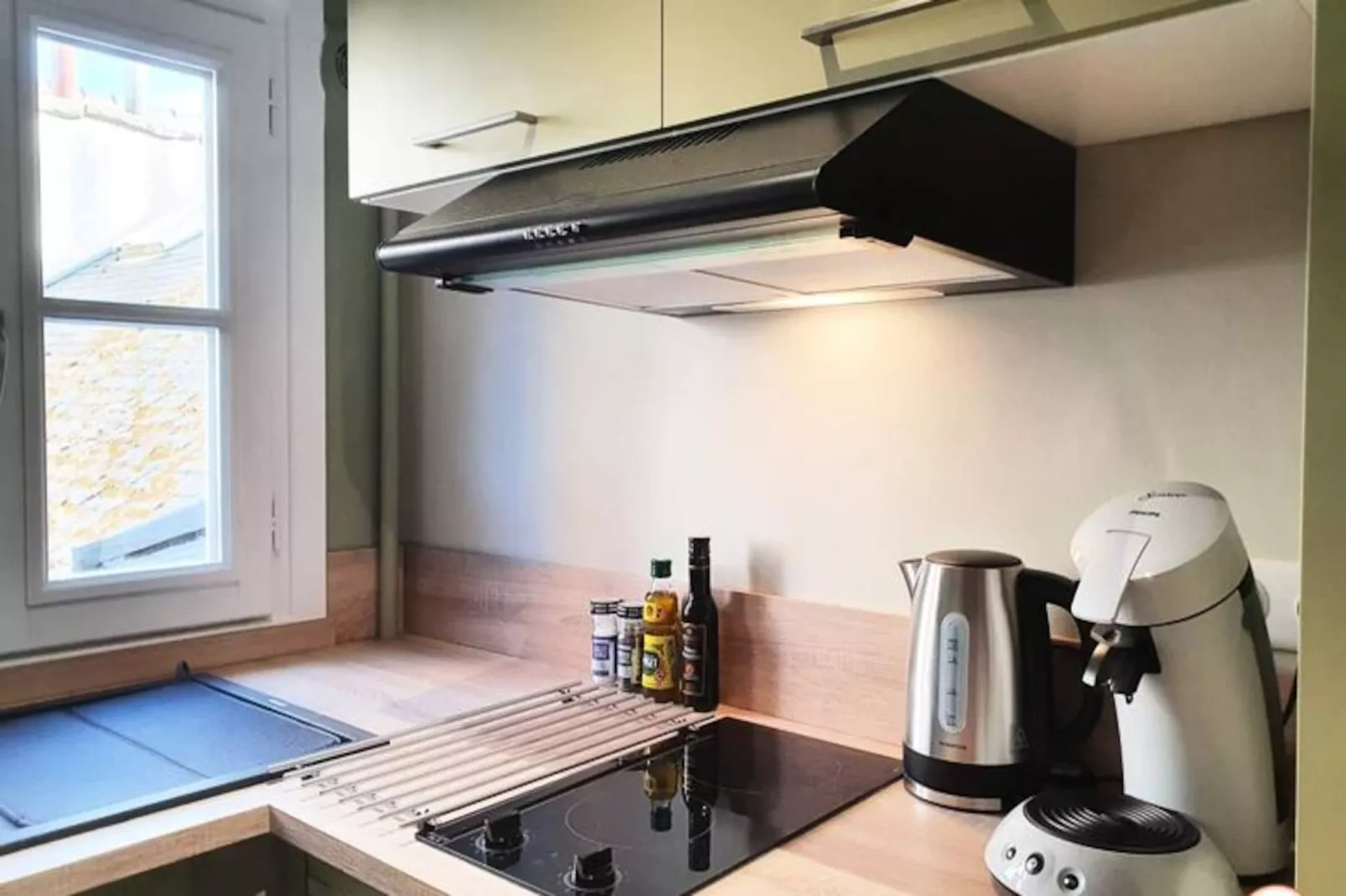 La Plume De Malherbe - Parking - Coup De C&oelig;ur-Image-tags.