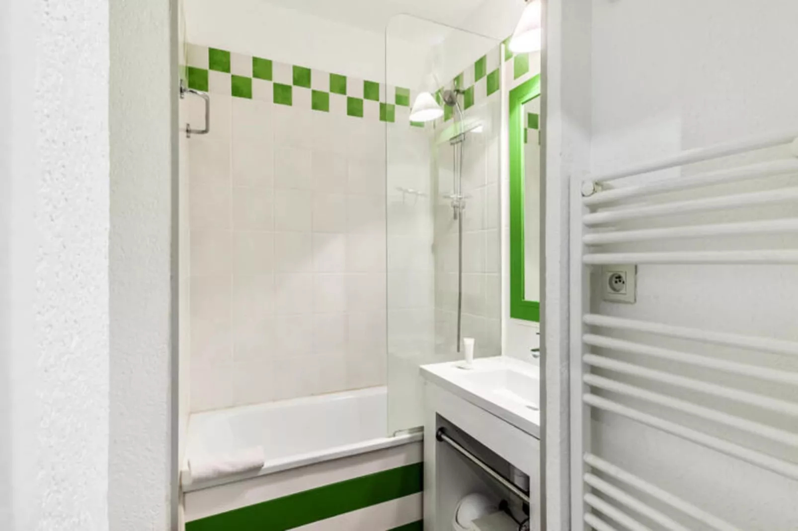 Résidence Les Embruns - maeva Home-Exterior in summer