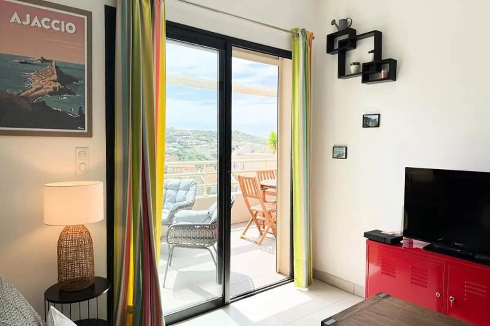 Résidence Jardins De Quatrina-View in summer