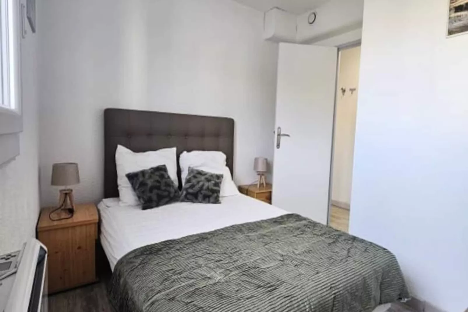 Résidence La Fleur De Roseau 200m De La Plage, 300 M Des Commerces-Image-tags.