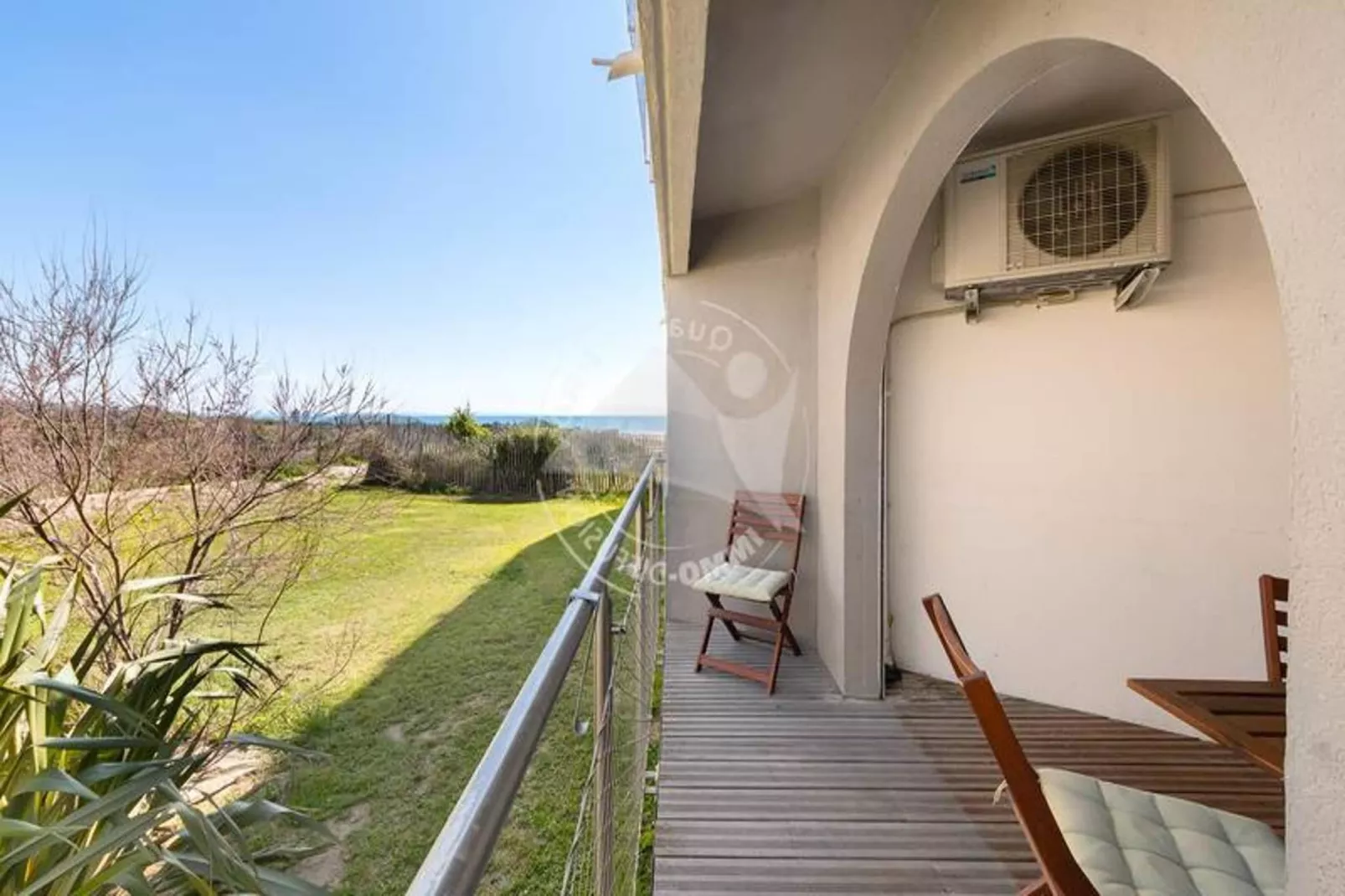 Résidence "le Château Leenhardt"-Aussicht Sommer