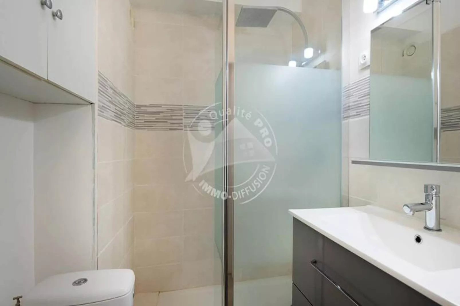 Résidence Le Triangle De La Baronnie-Badezimmer