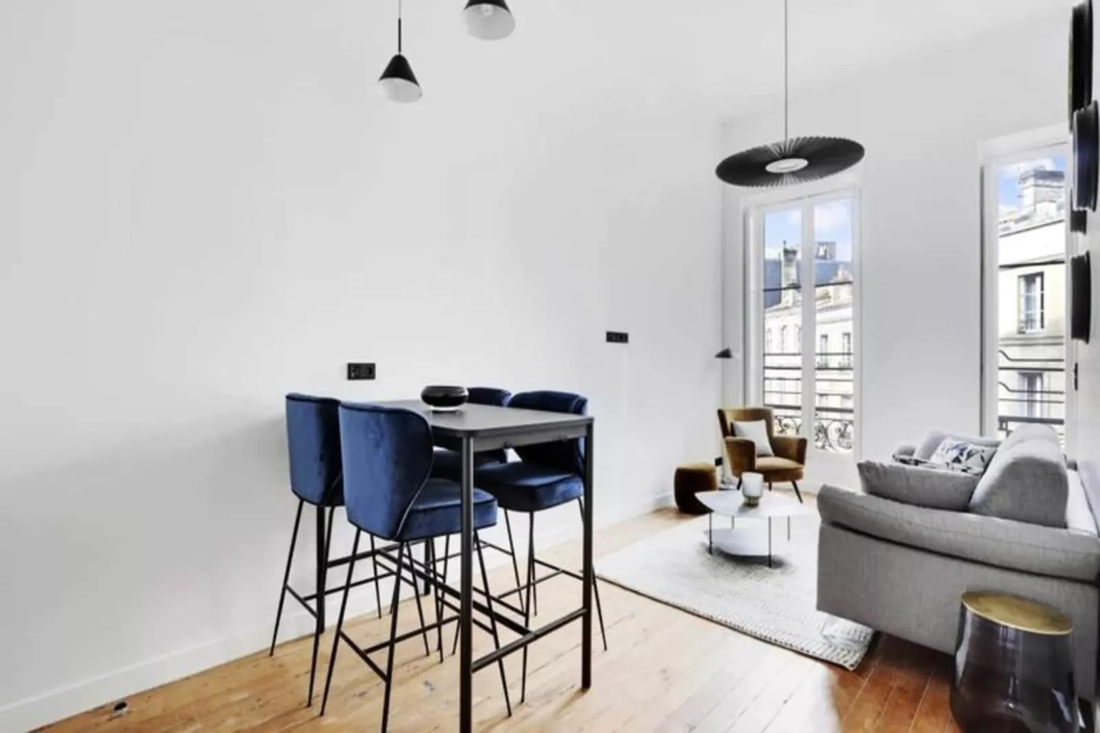 Maison Labruy&egrave;re - Suite Aviau-Außenbereich Sommer