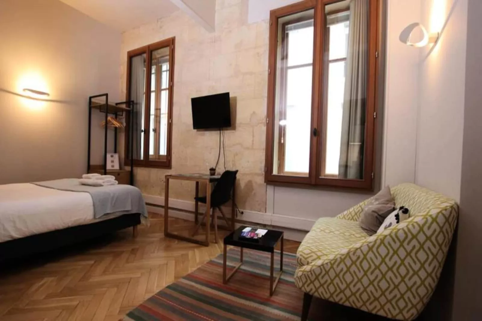 Magnifique Studio Bordelais En Plein Coeur De La Ville-Bedroom