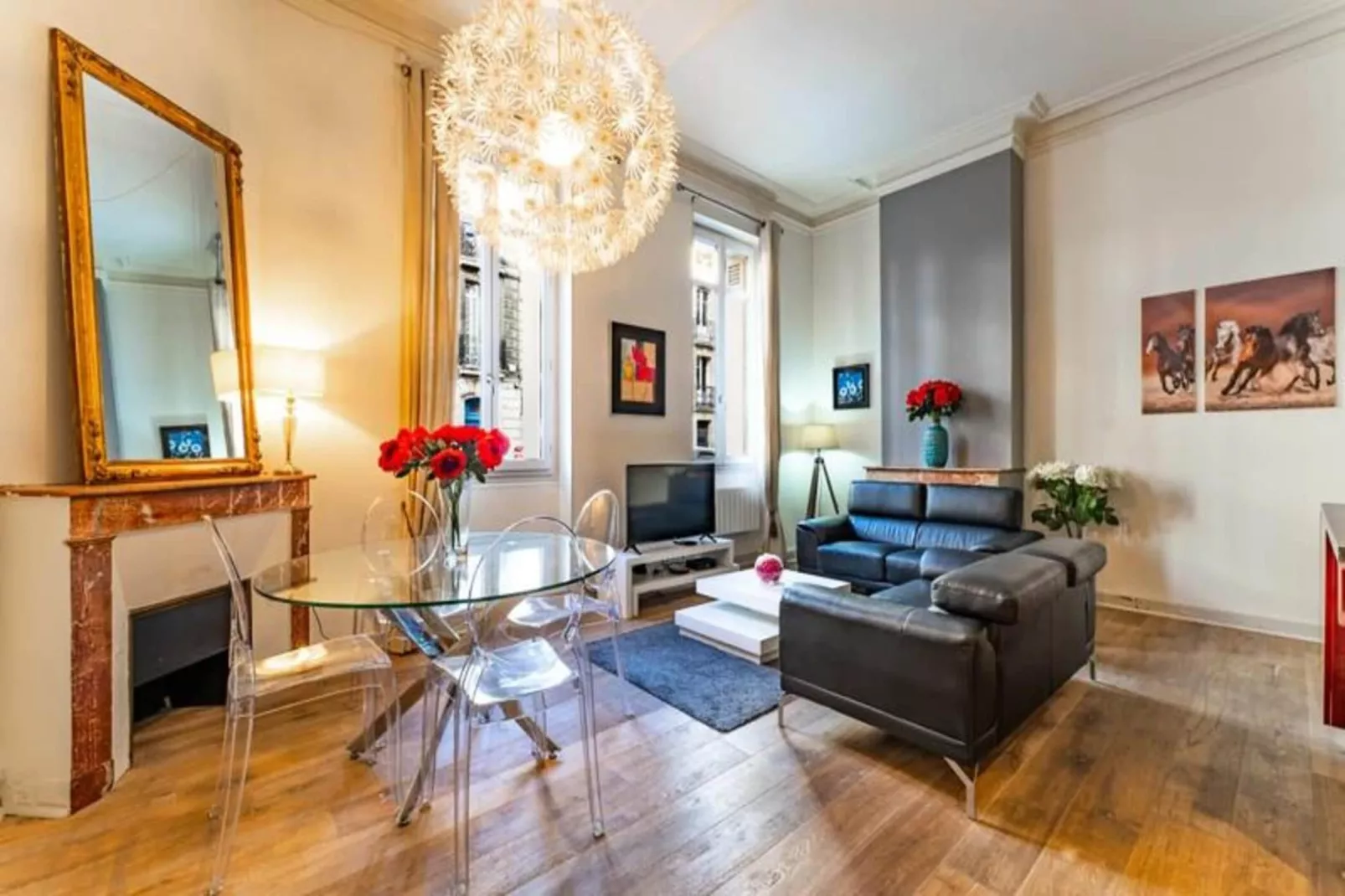 Magnifique  Appartement Au C&oelig;ur Du Quartier Historique Saint-michel-Ambiance