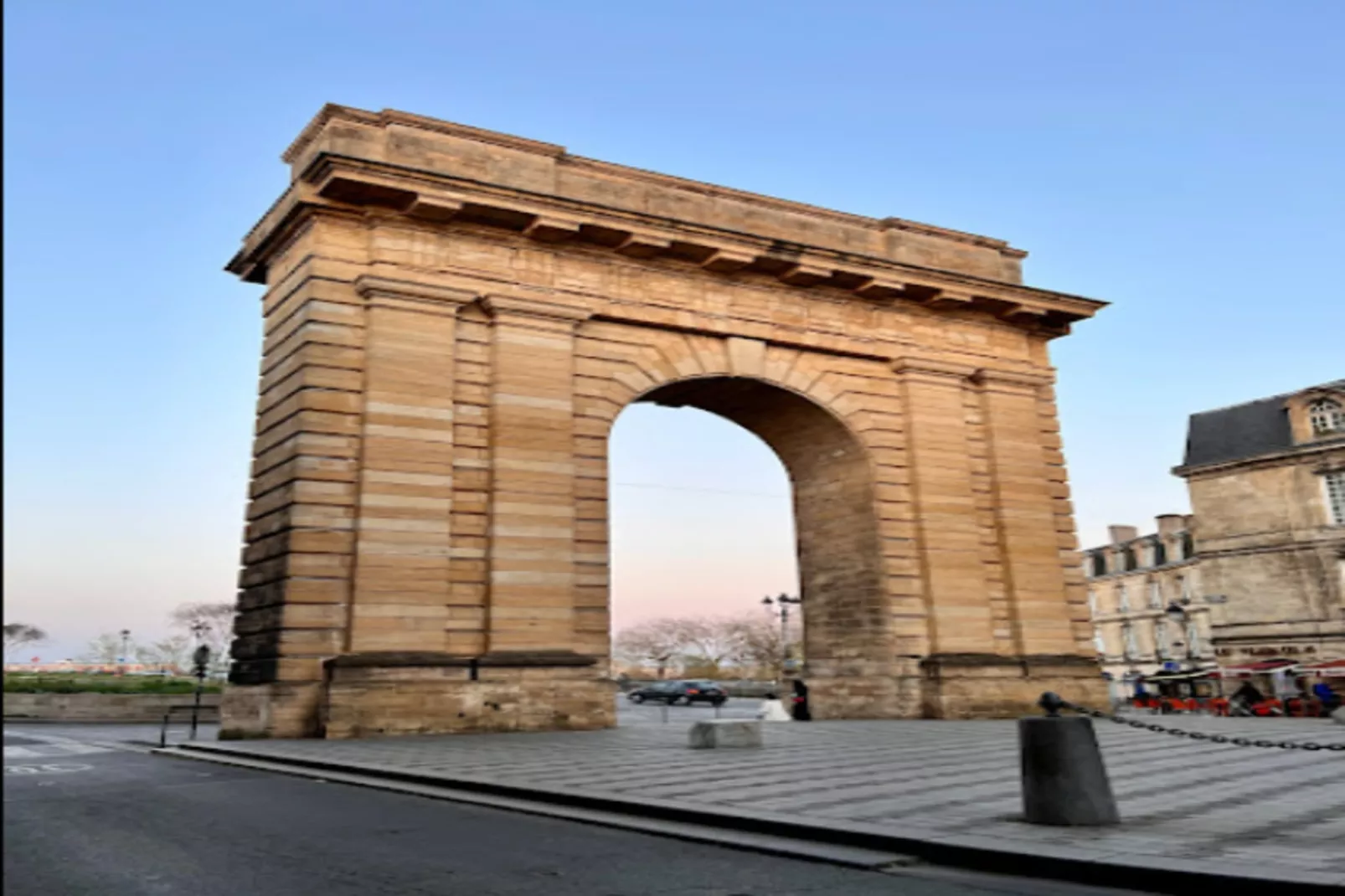 Bel Appartement Pour 4 Coeur Quartier Historique, Proche Rue St-catherine-Gebiete Sommer 1 km