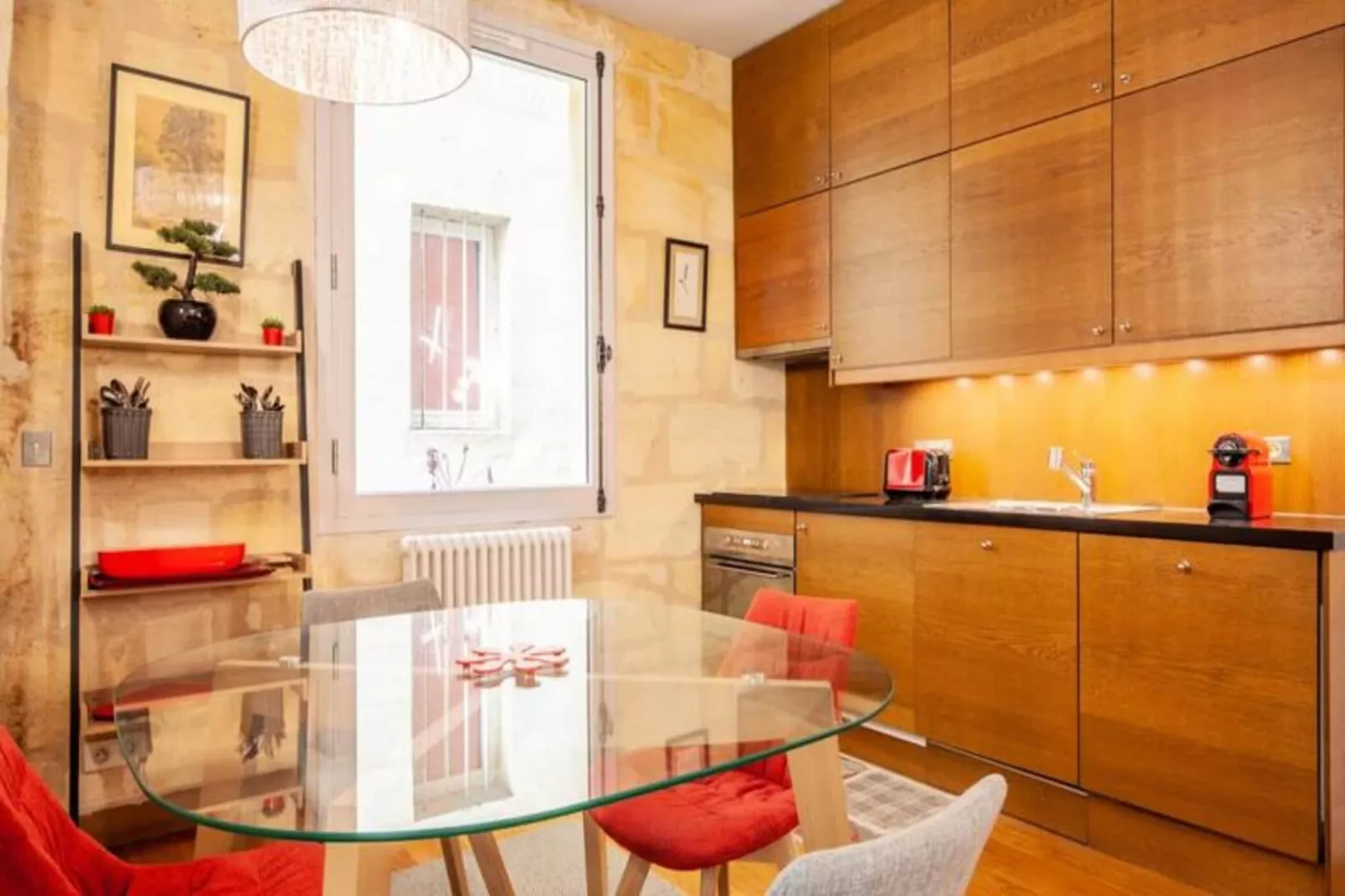 Superbe Appartement &agrave; La Belle Pierre Pour 4 Dans La Rue Des Antiquaires-Exterior in summer