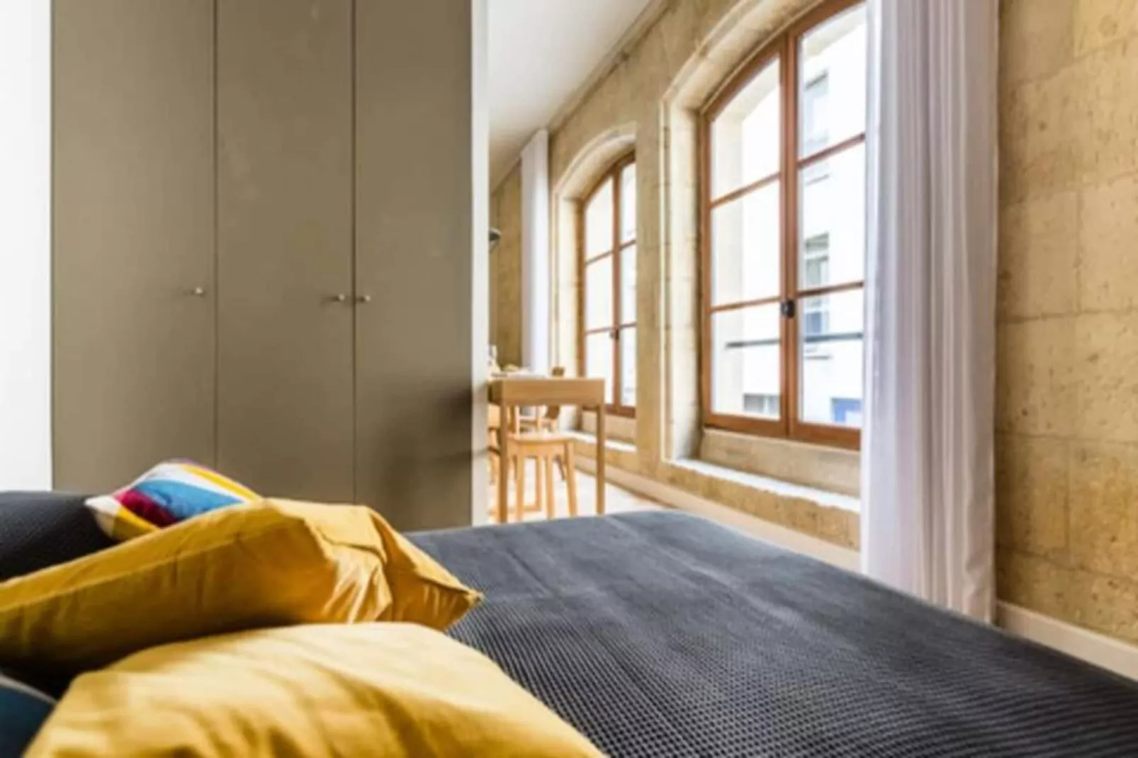 Superbe Appartement Typiquement Bordelais En Hypercentre Pour 4 Personnes-Kitchen