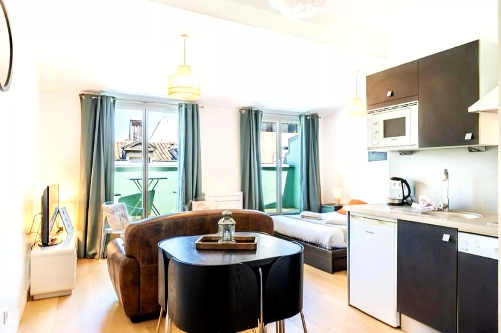 Charmant Et Lumineux Appartement En Hyper Centre Avec Terrasse-Ambiente