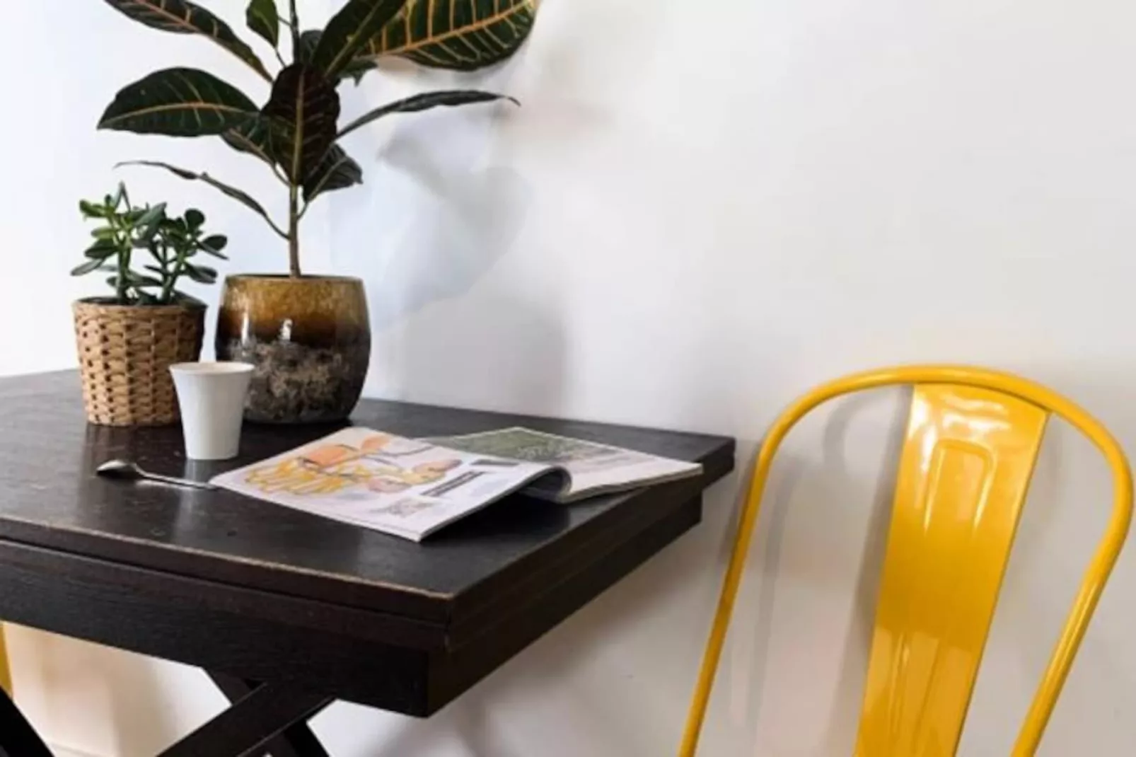 Les Toits De Sainte Ursule-Image-tags.