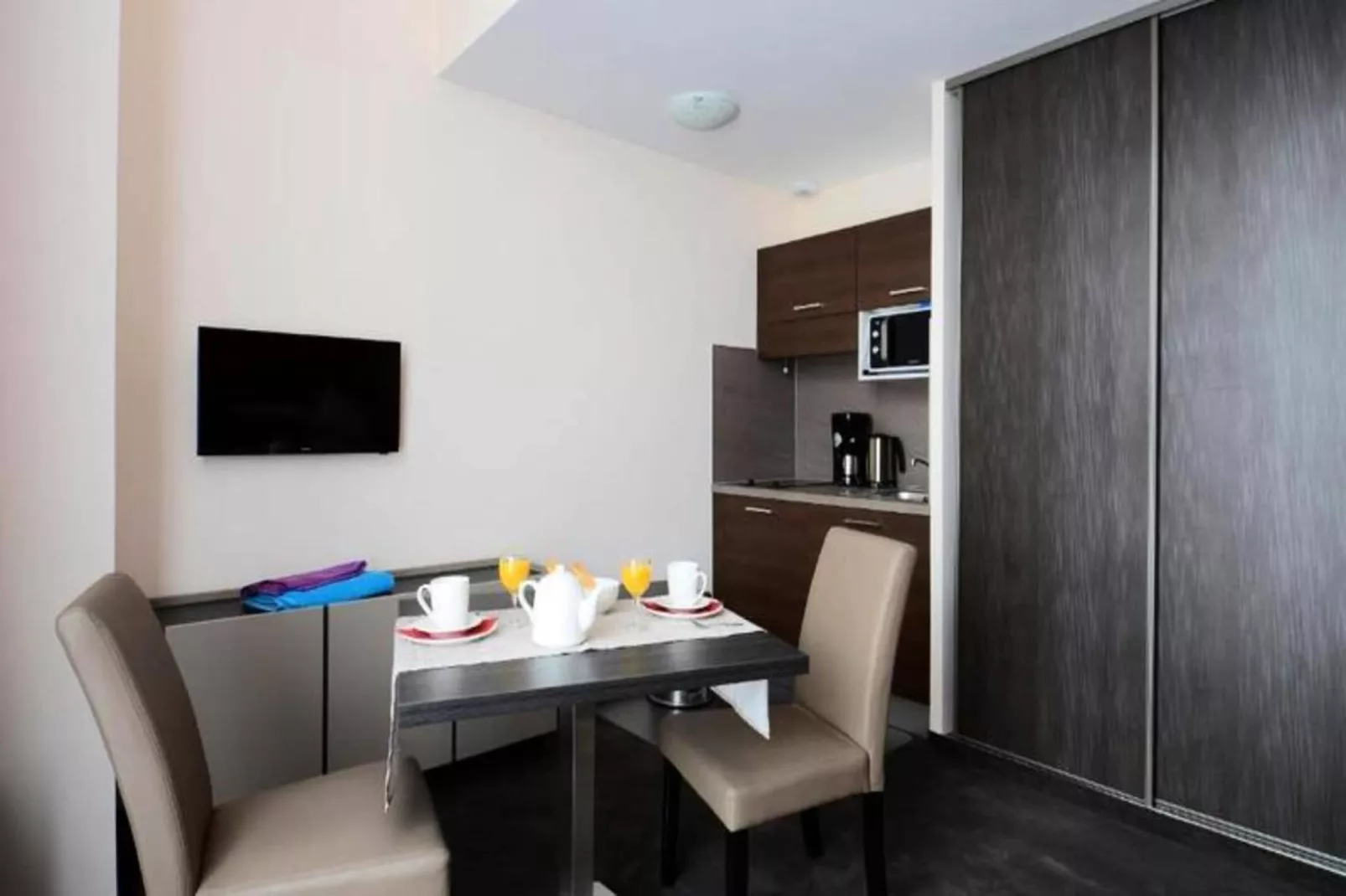 Appart'hôtel Odalys Les Occitanes****-Dining room