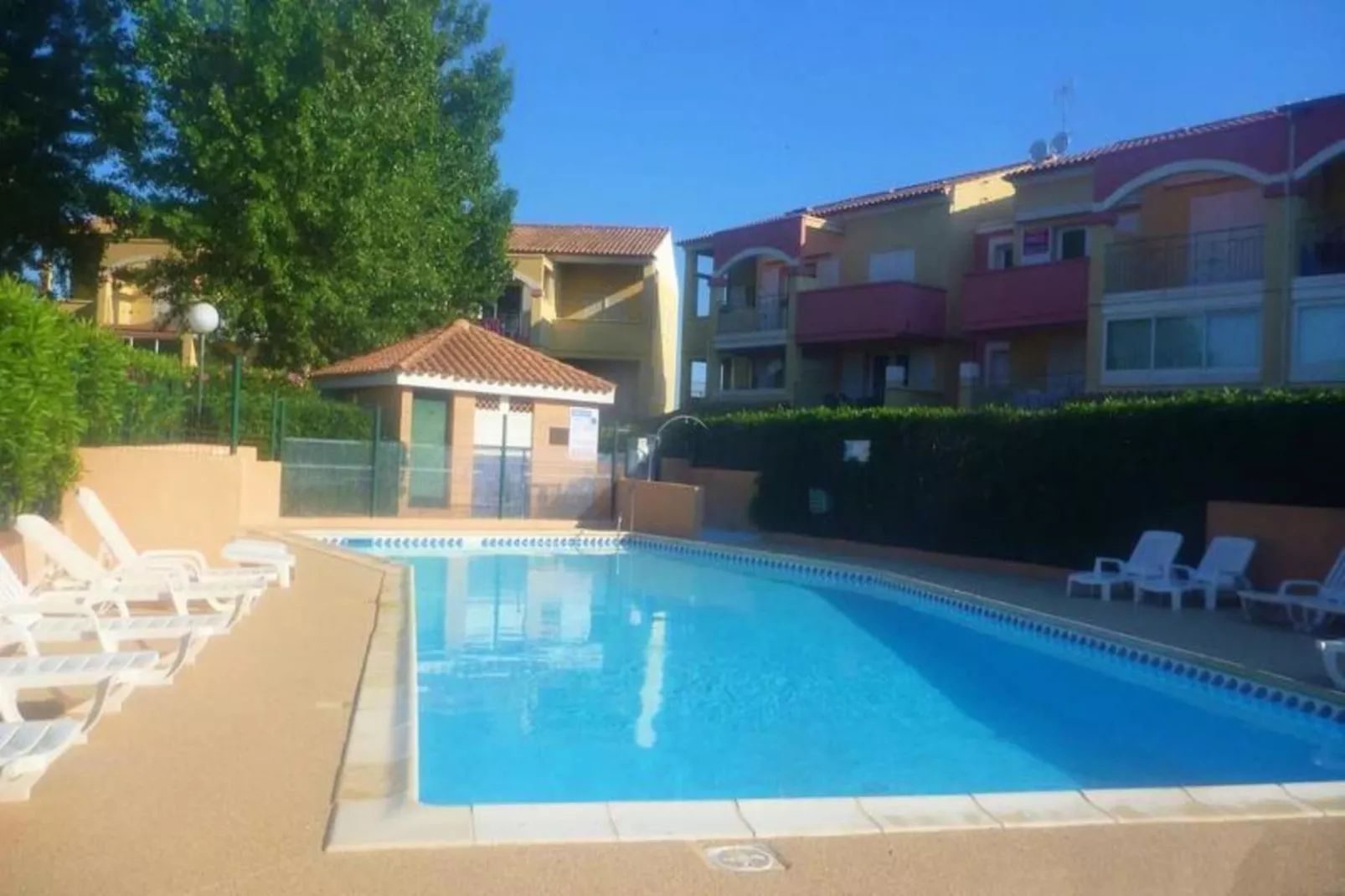 Résidence Villageoises I-Exterior in summer