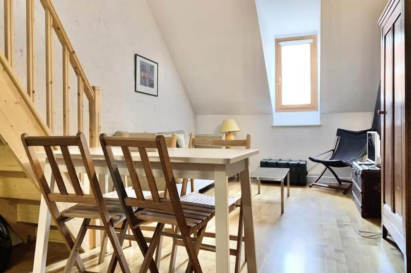 | L'alc&ocirc;ve De Vaucanson 🟡 Centre Historique | Place Vaucanson-Esszimmer