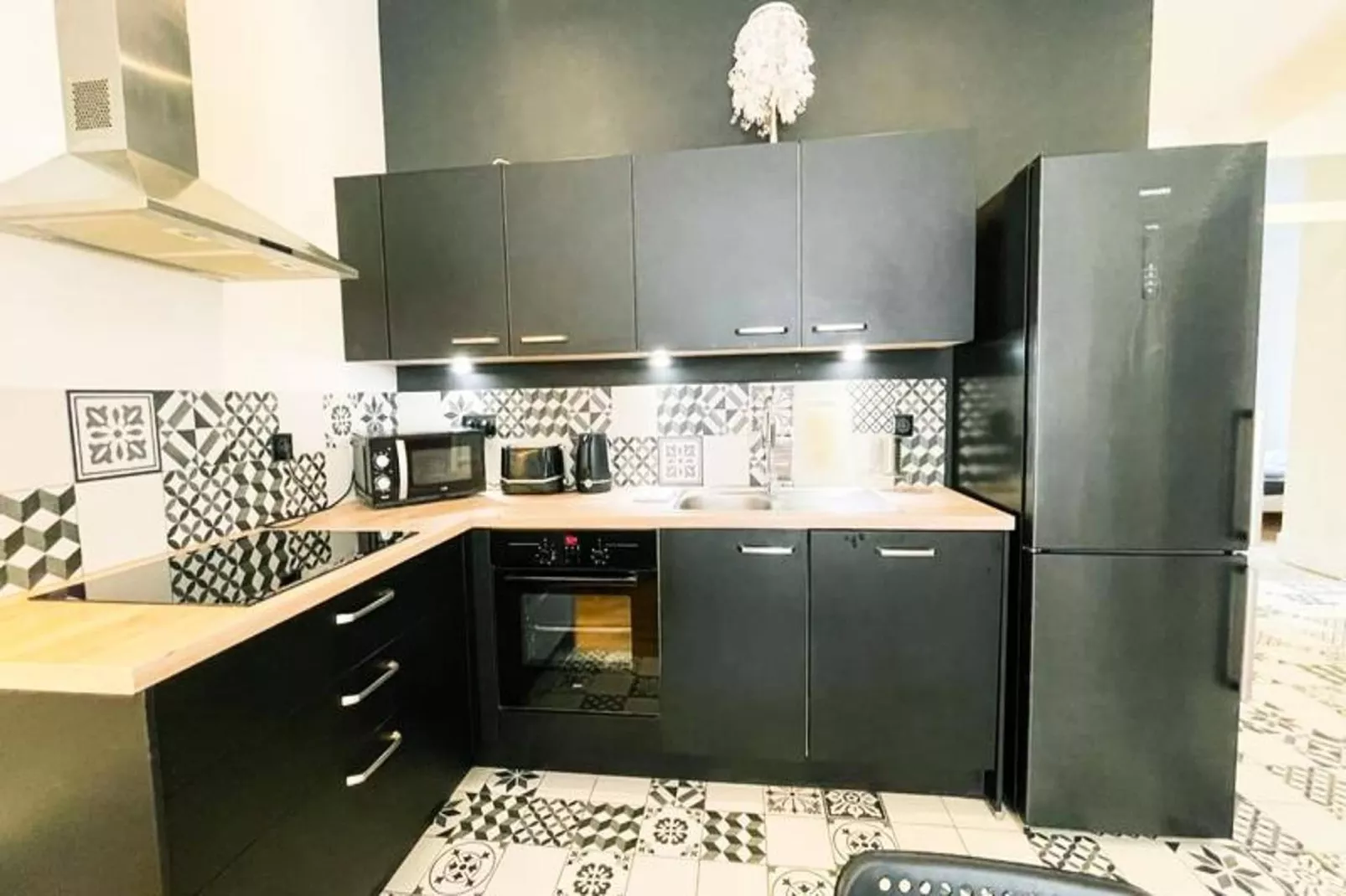 | Le Spacieux De La Gare ♟| Grand T4 Tout &eacute;quip&eacute; |gare De Grenoble-Cuisine