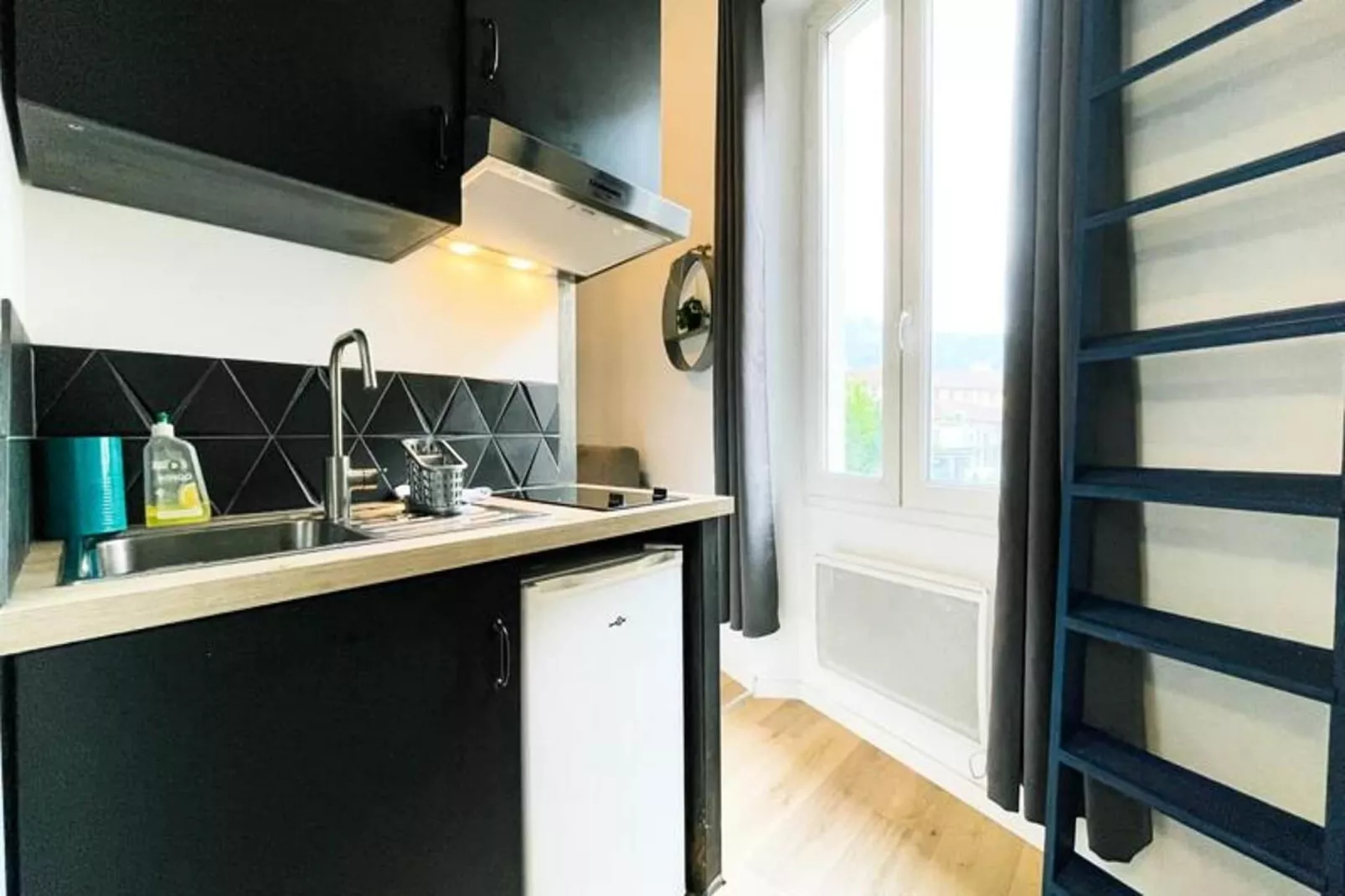 Le Nid D'altitude 🐦 - Studio Mezzanine - Tout &eacute;quip&eacute;-Küche