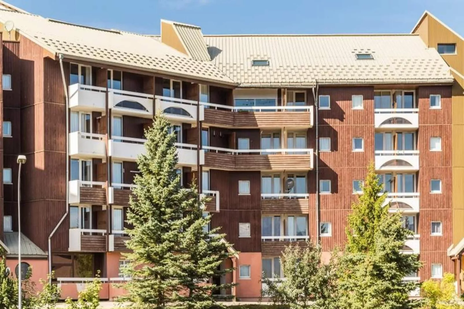 Résidence Les Horizons d'Huez - maeva Home-Außenbereich Sommer