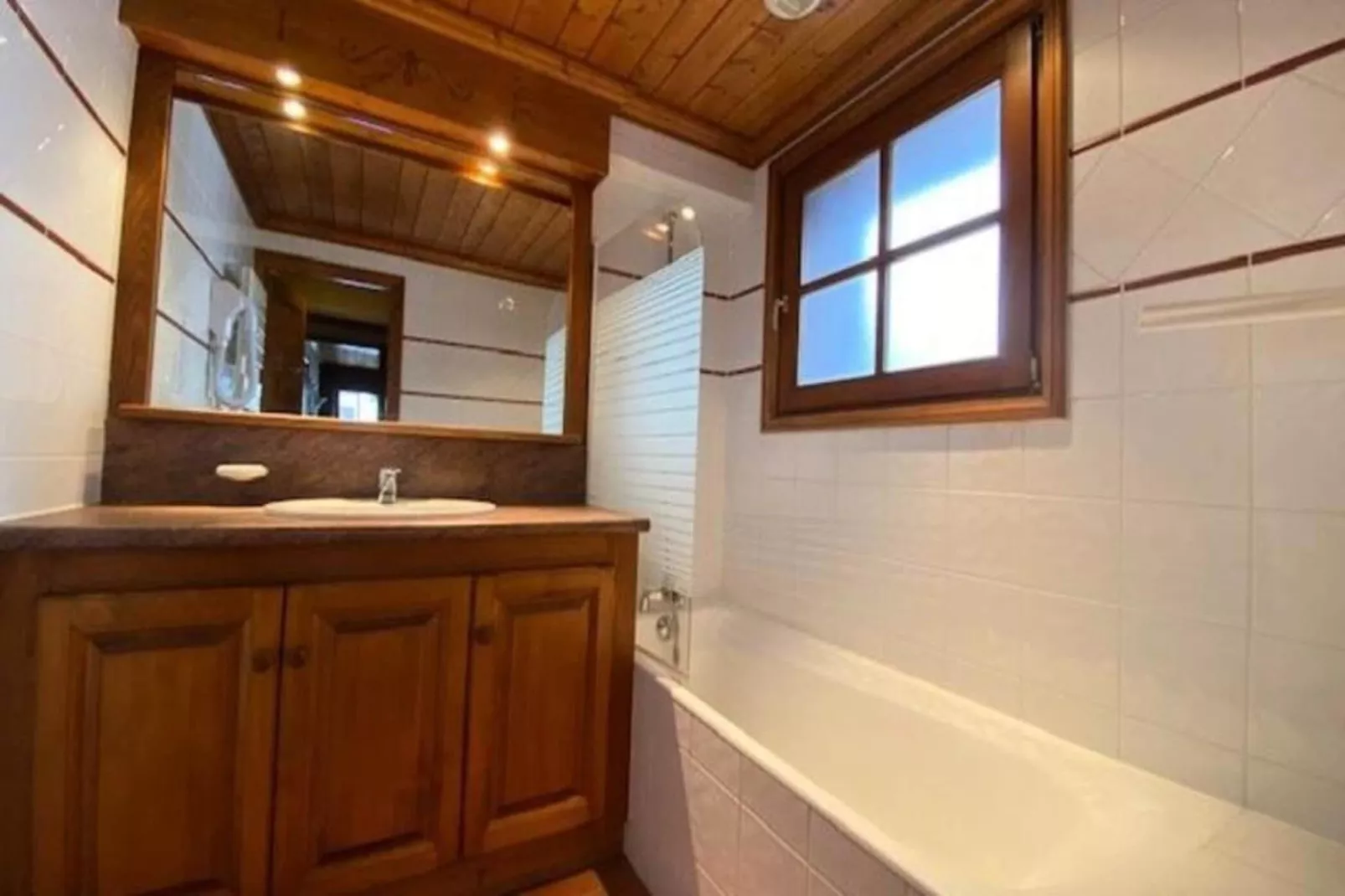 Résidence Alpina Lodge-Badezimmer