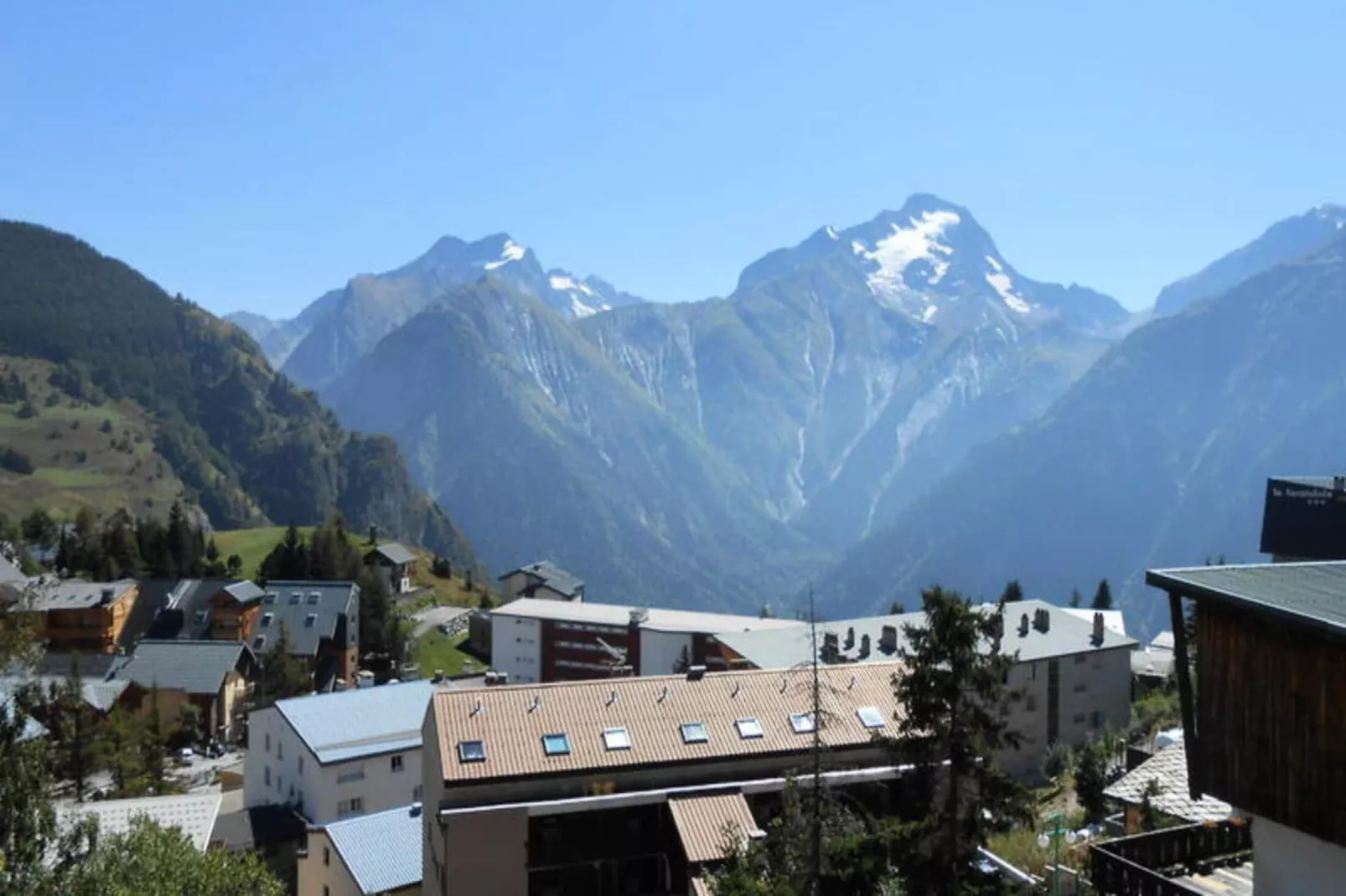 Résidence PlÉiades-Area within 1km in winter