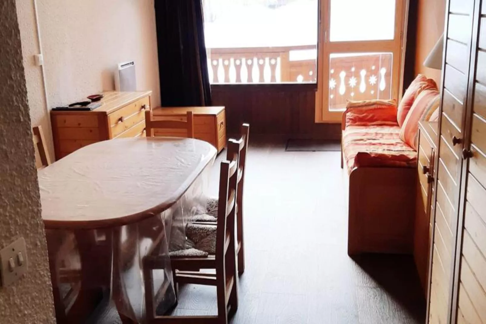 Résidence Plein Sud A-Salle à manger