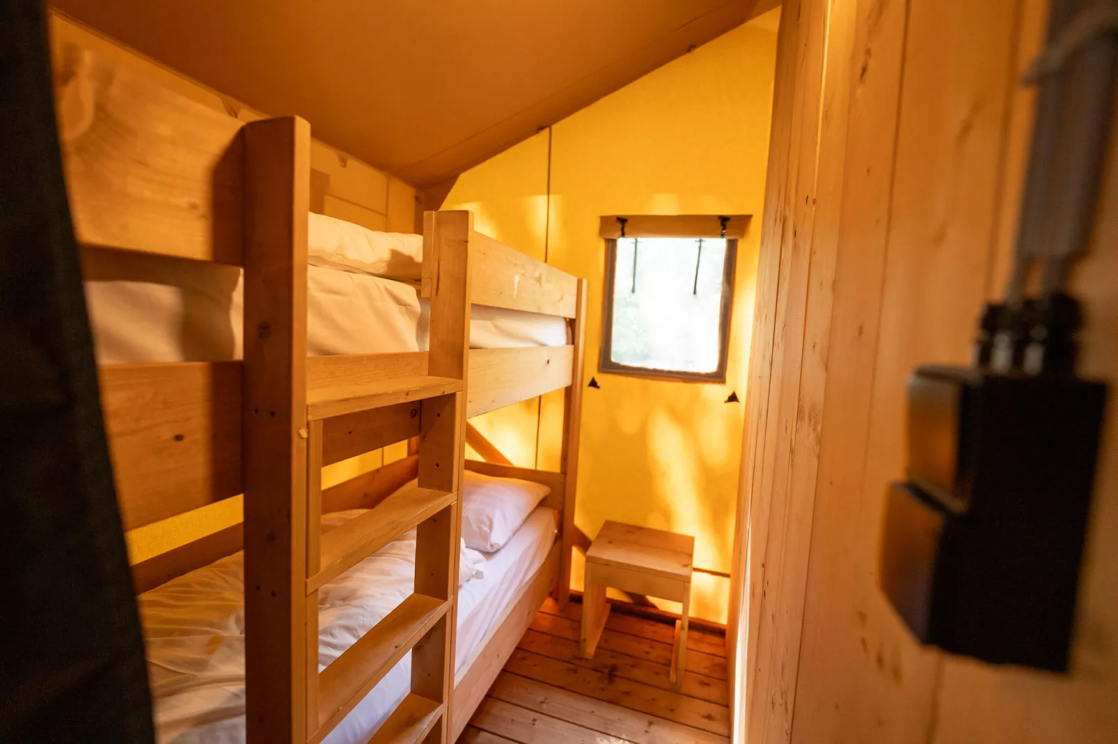 Vakantiepark Hunzedal 16-Schlafzimmer
