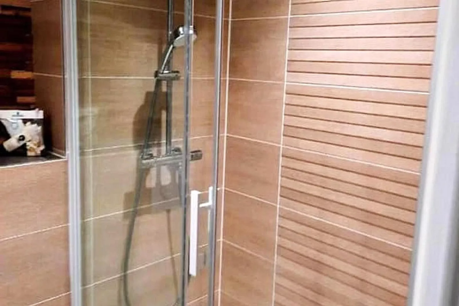 Résidence Turpault Vue Mer Port Maria Quiberon 2*-Salle de bain