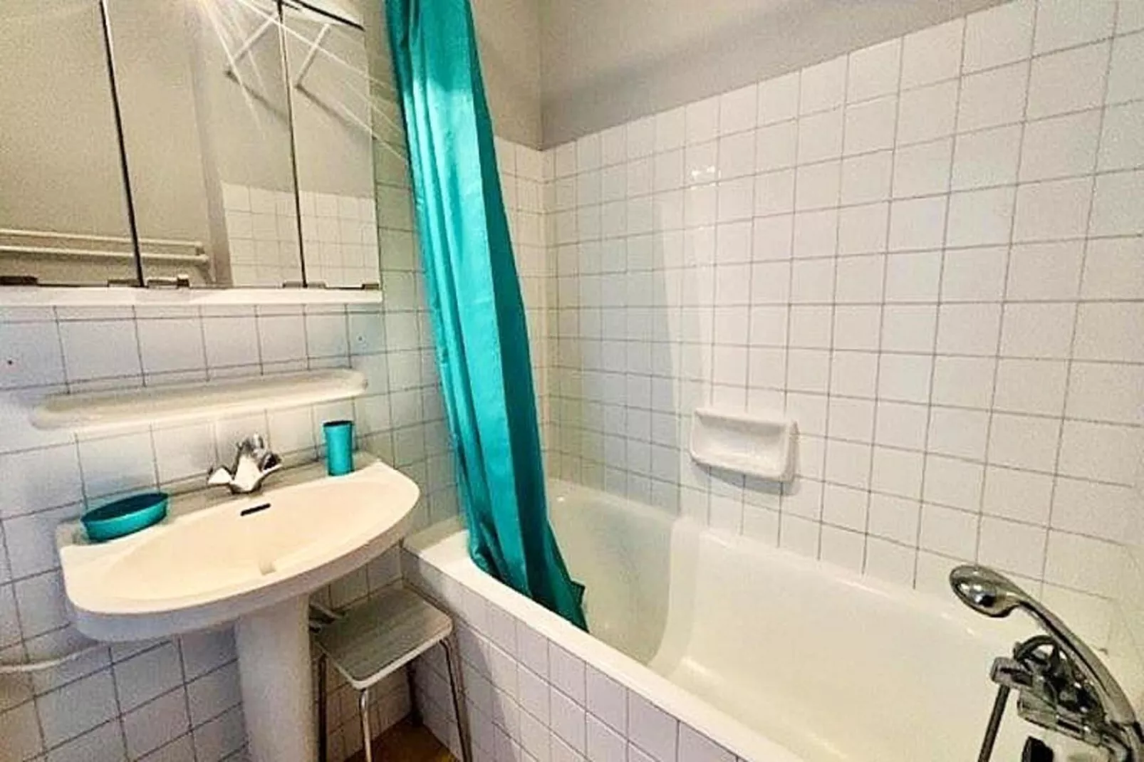 Résidence Le Mane-Bathroom