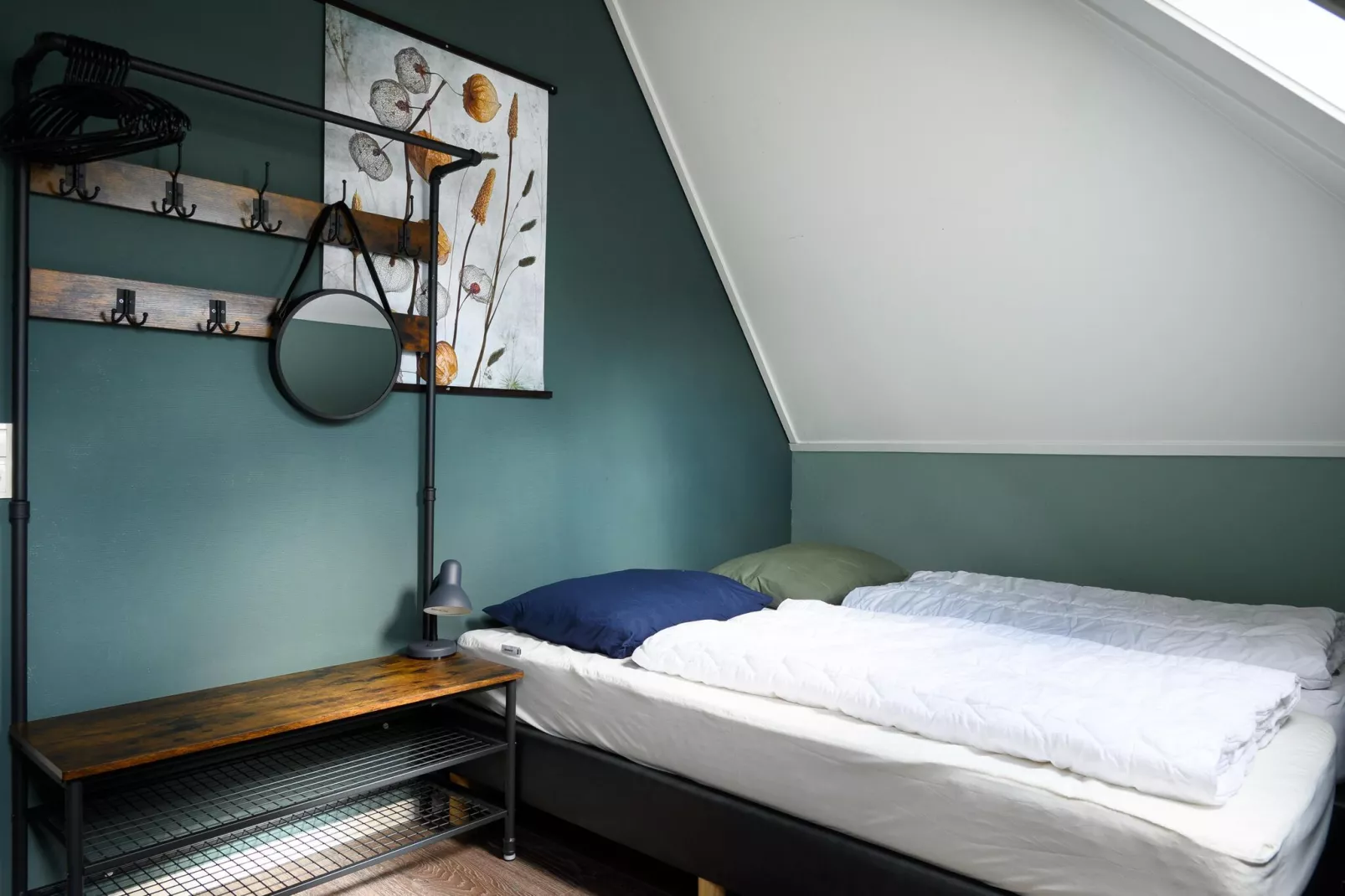 10 pers Lieskehuis Wellness de luxe met sauna buitenspa en toerboot-Bedroom
