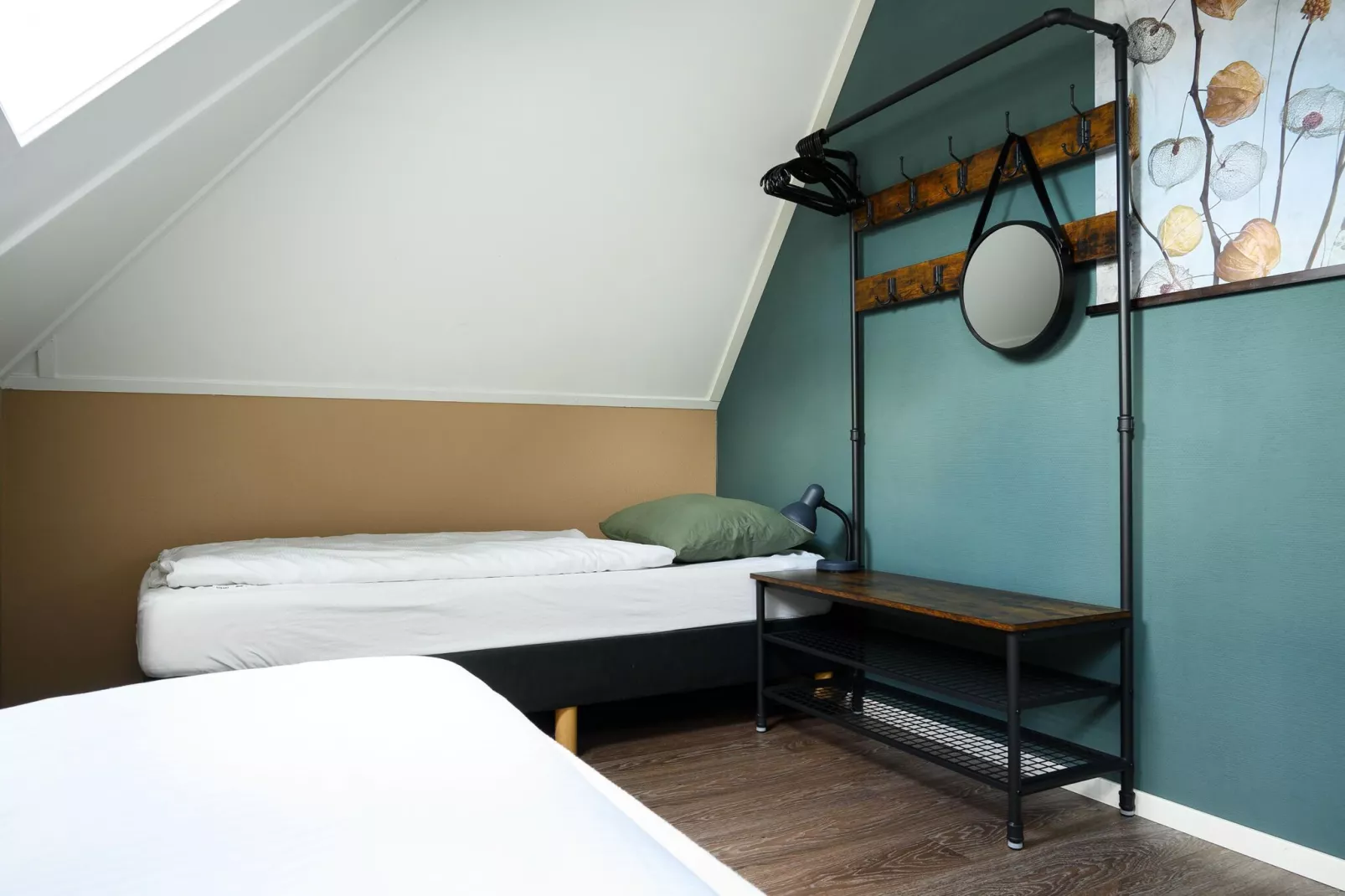 10 pers Lieskehuis Wellness de luxe met sauna buitenspa en toerboot-Bedroom