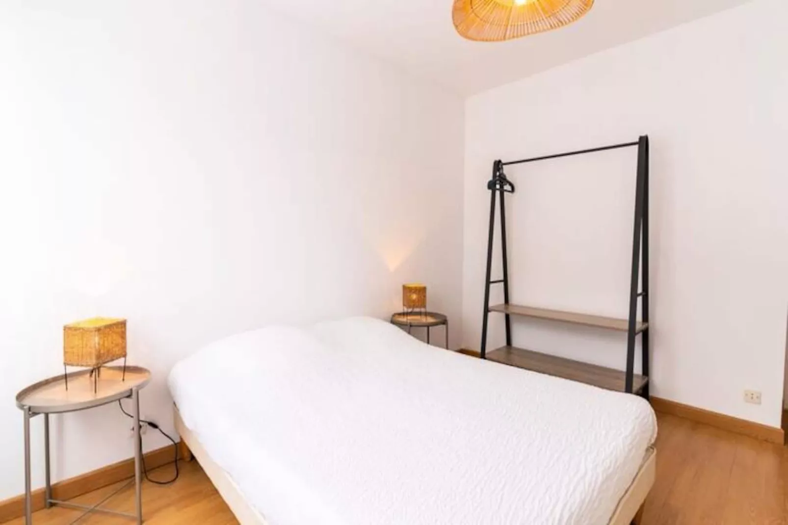 Résidence Agr&eacute;able Appt 3 Pi&egrave;ces 6 Pers Avec Place De Parking Proche Centre Et Mer-Image-tags.