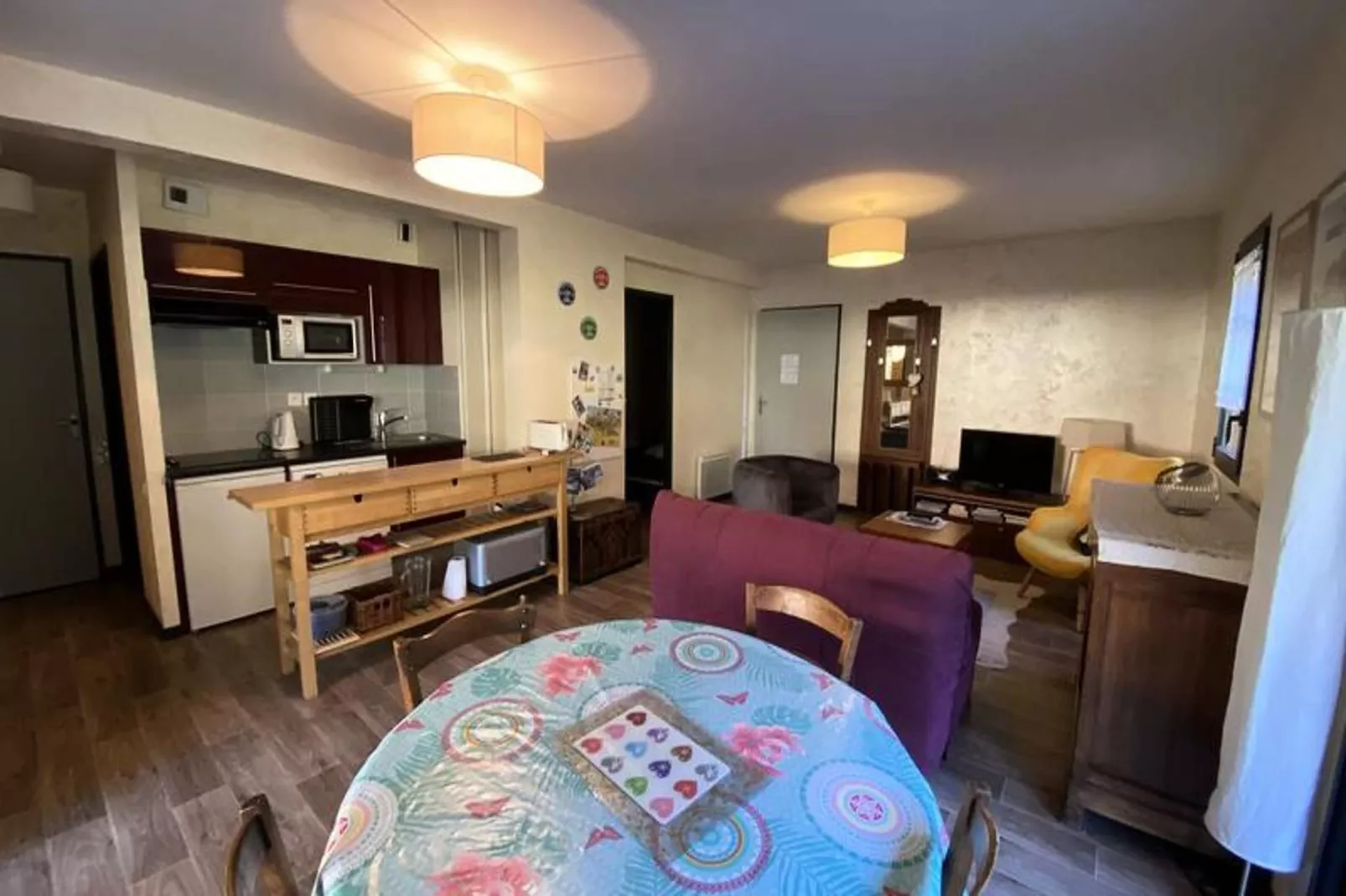 Résidence Pre De Camille-Esszimmer