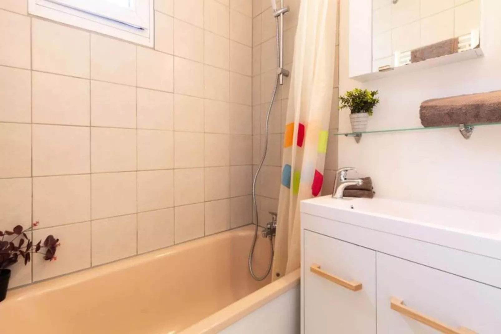 Résidence H.th.ii:bat.6-Bathroom