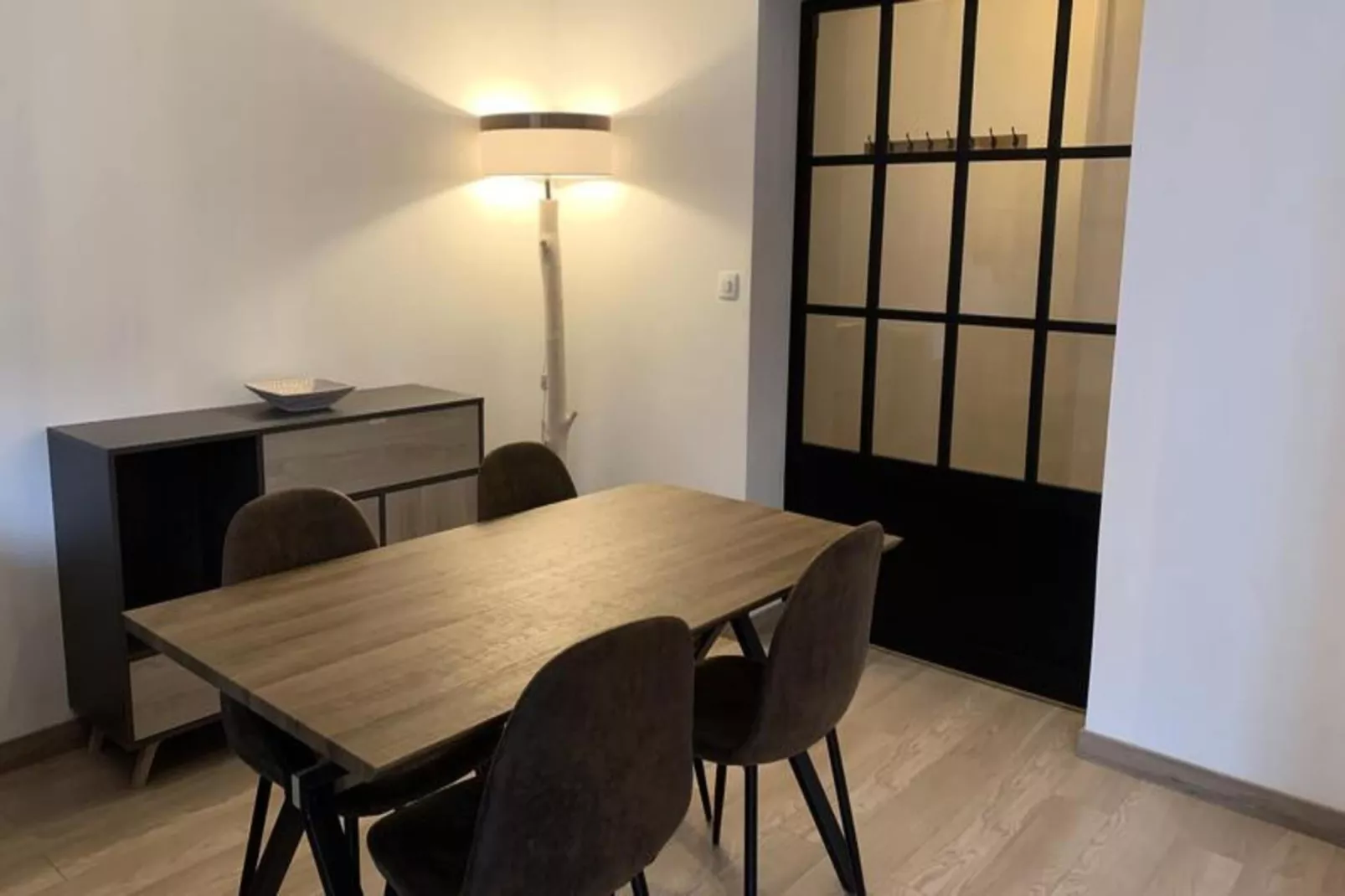 Résidence Le Chateau Durieux 1-Dining room