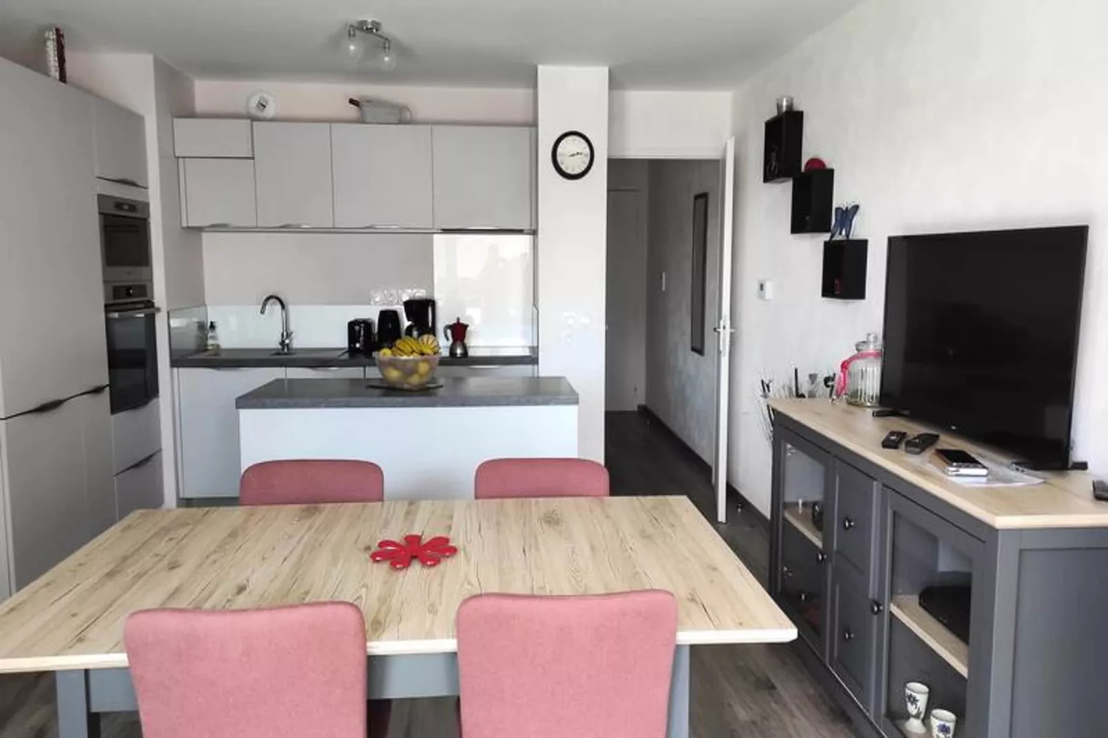 Résidence Le Clos Des Merisiers-Dining room