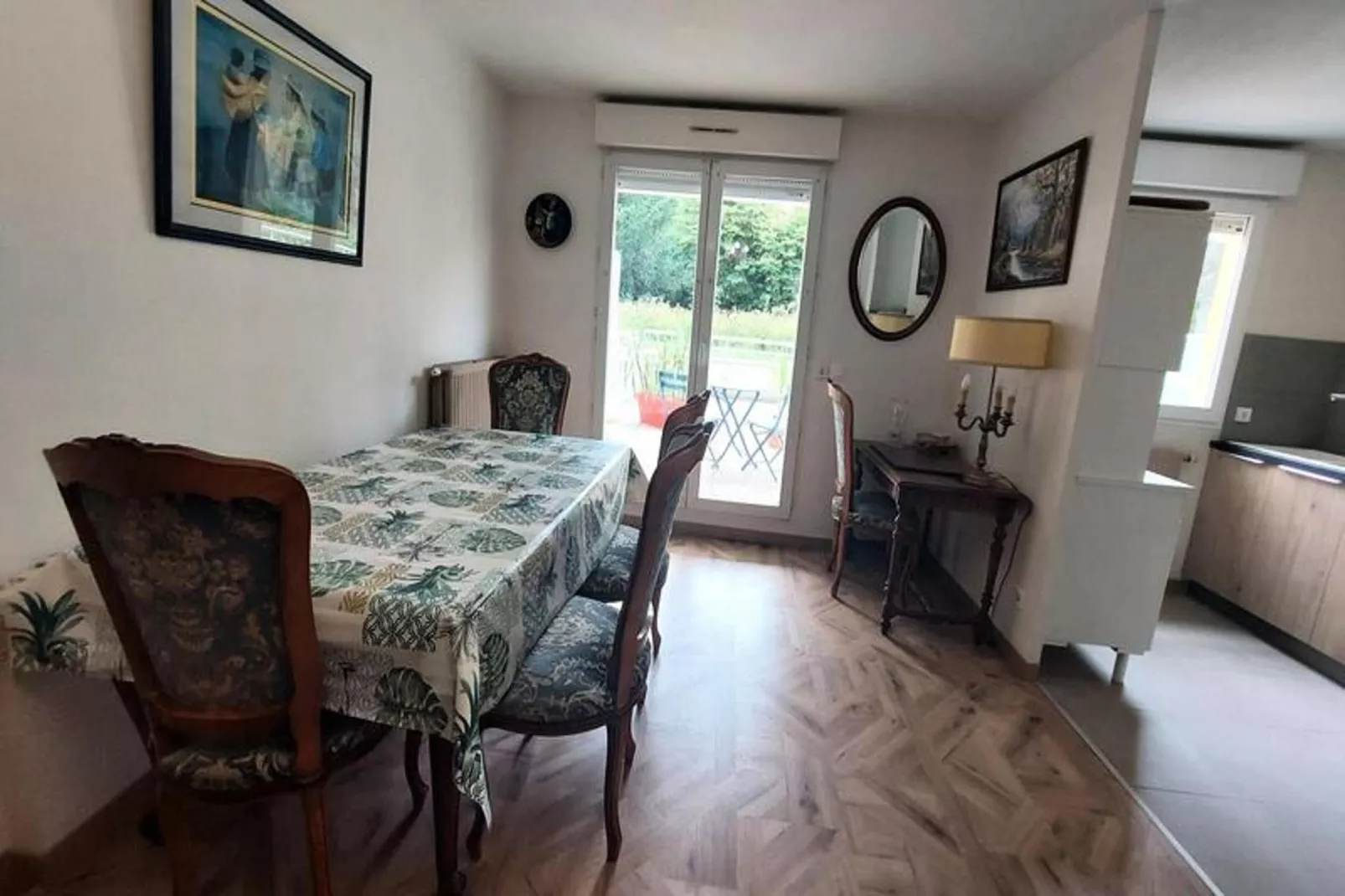 Residence Les Sycomores-Salle à manger