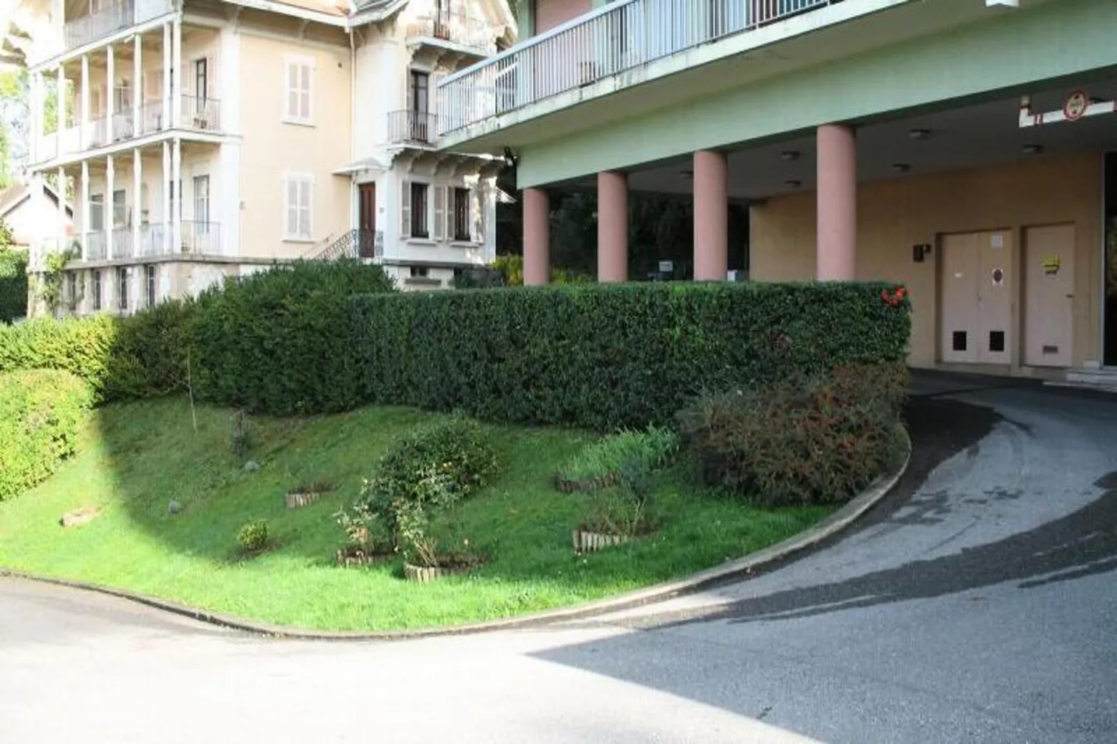 Résidence Le Cheverny-Garten Sommer