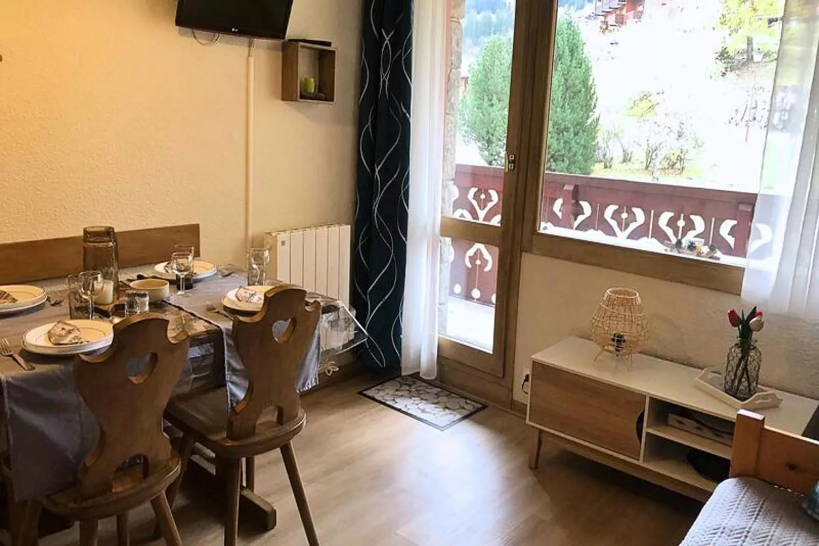 Résidence Camarine-Salle à manger