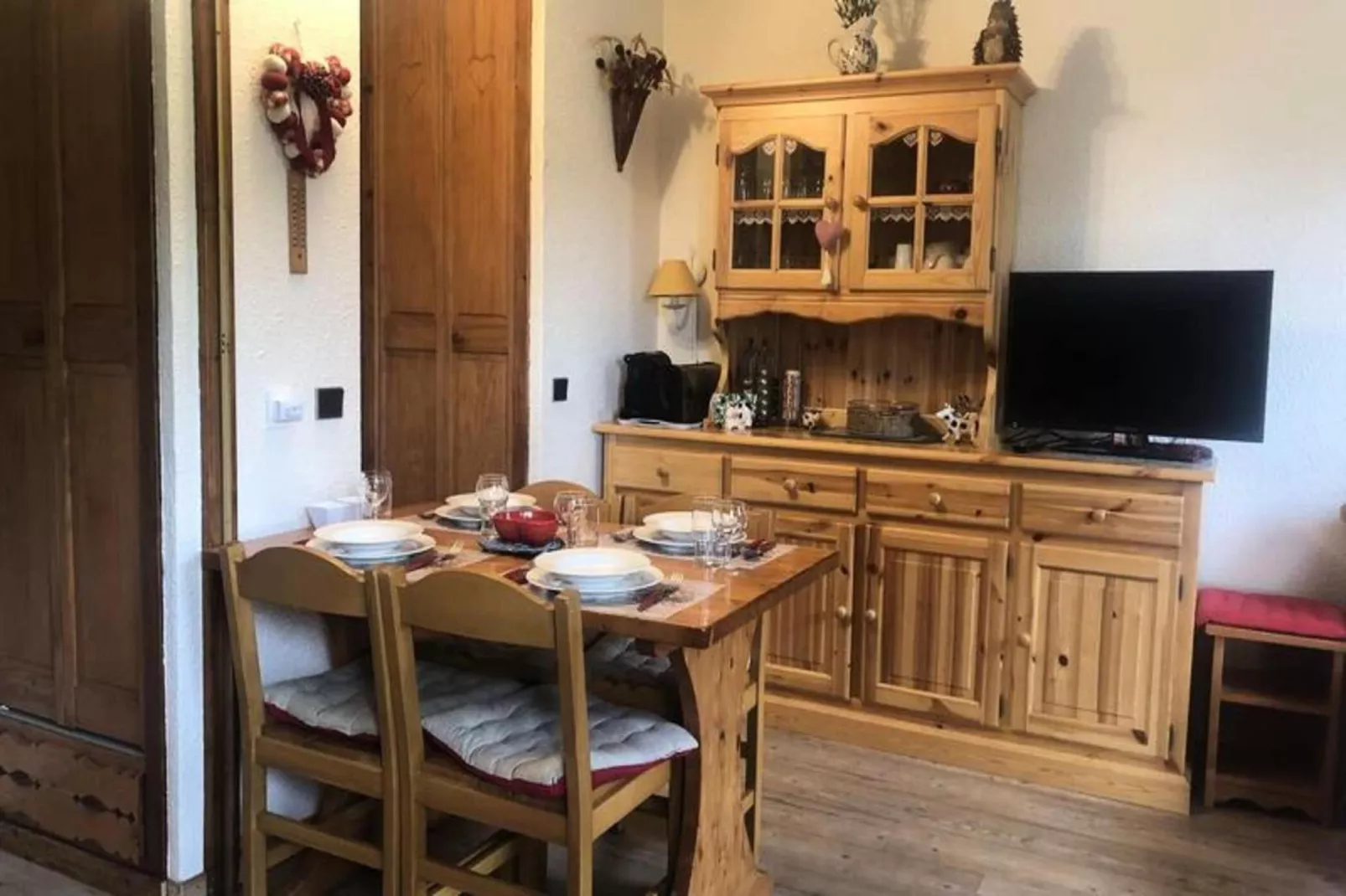 Résidence Buche-Esszimmer