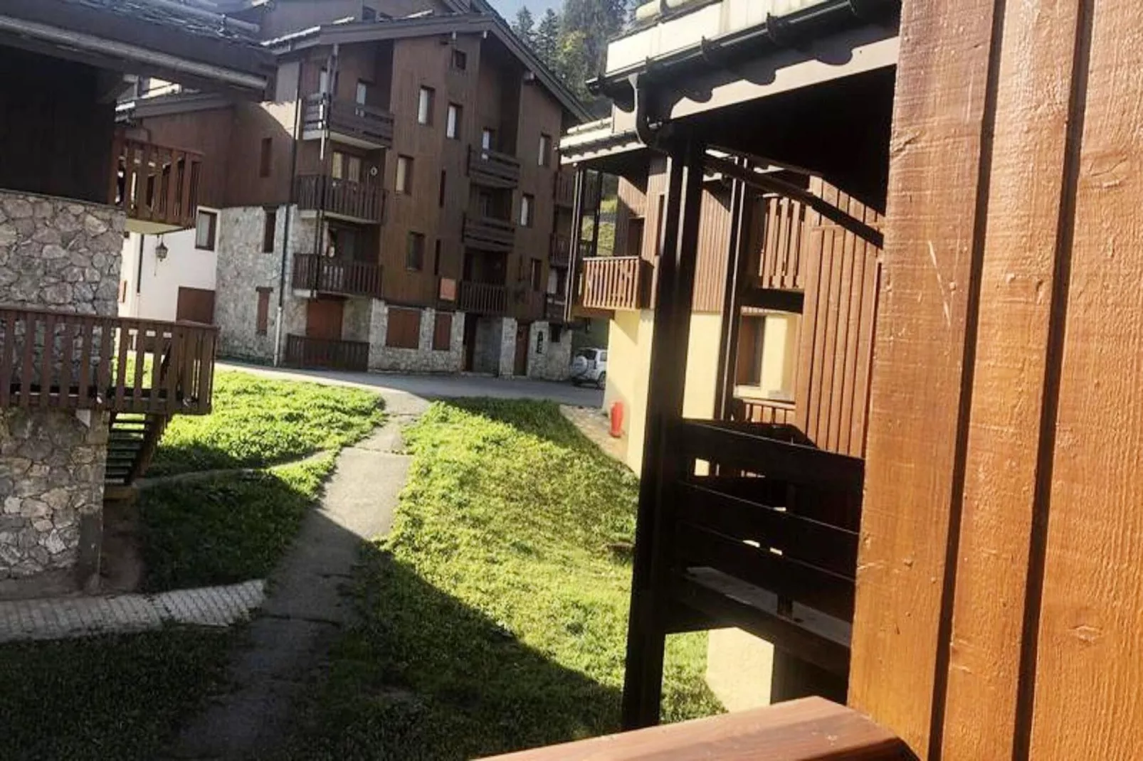 Résidence Lauziere Dessous-Bathroom