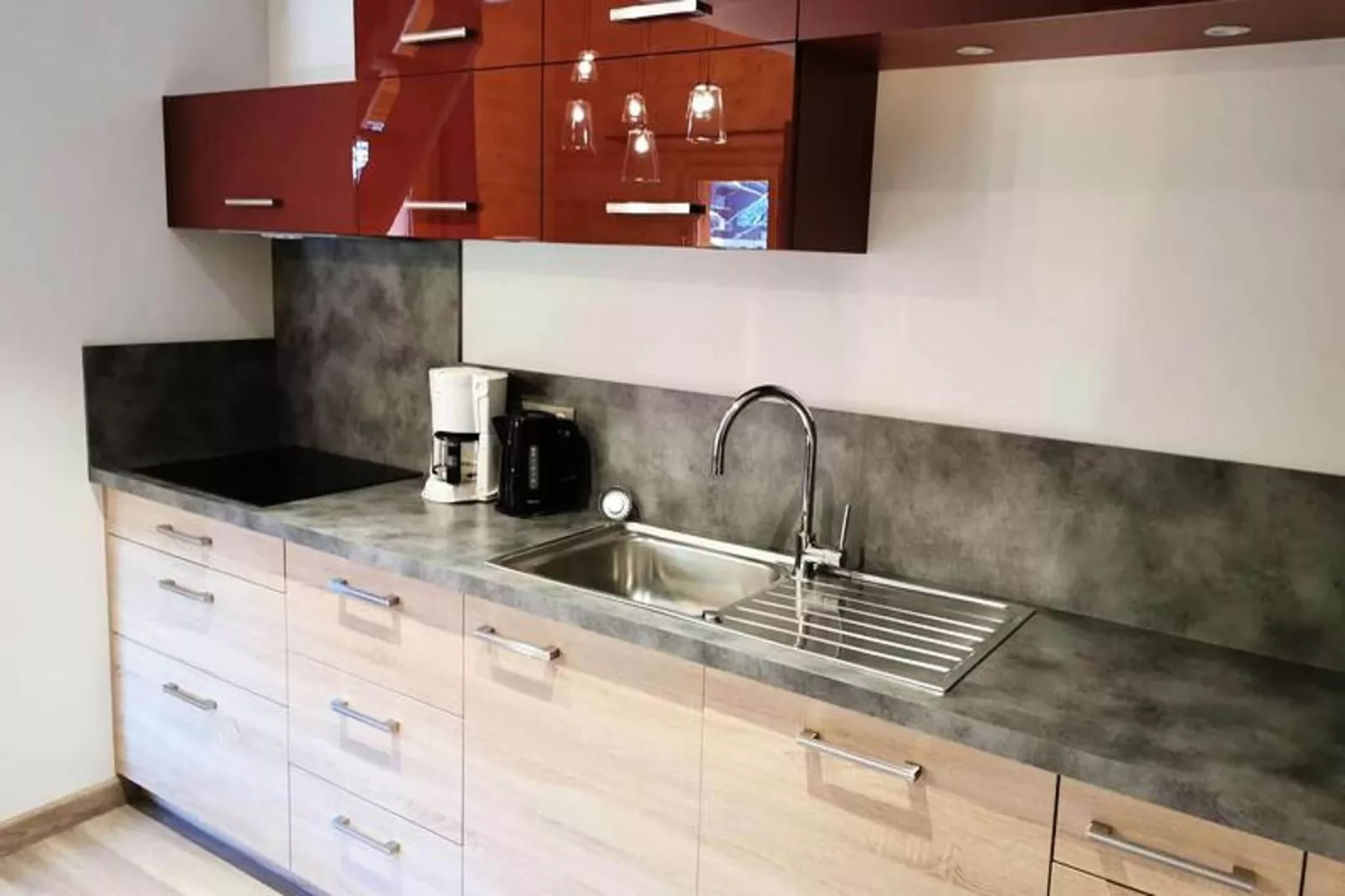 Résidence Lauziere Dessous-Küche