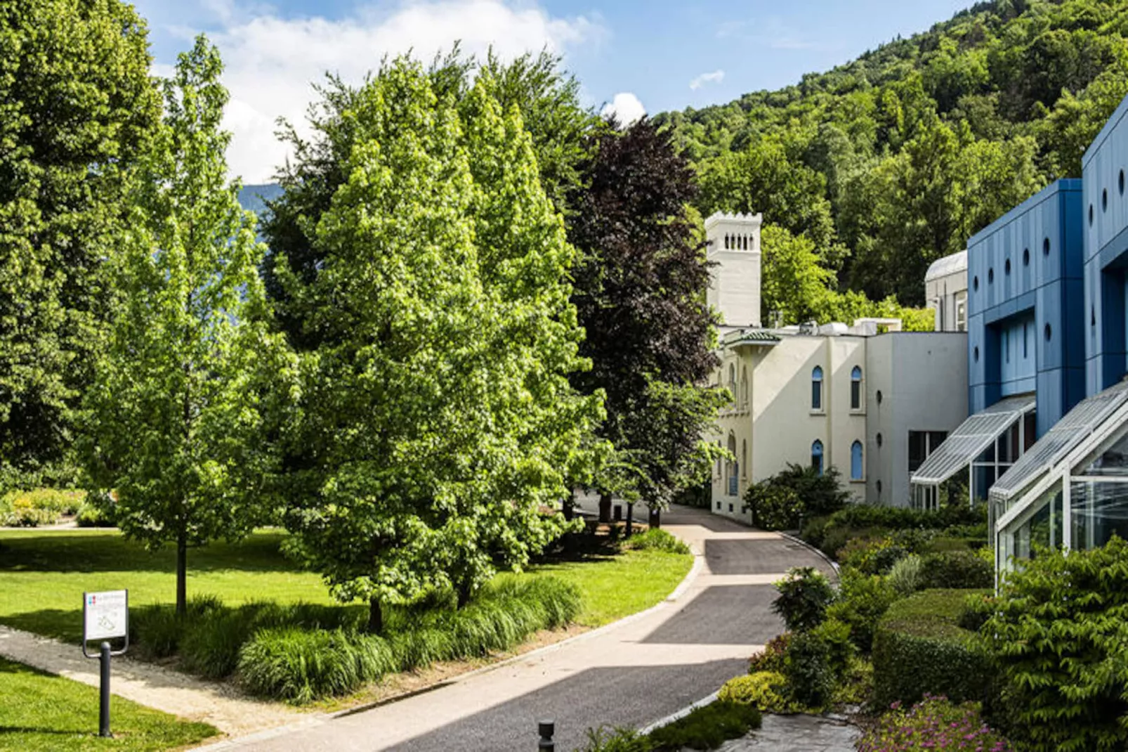 Suite Hôtelière Radiana***-Image-tags.