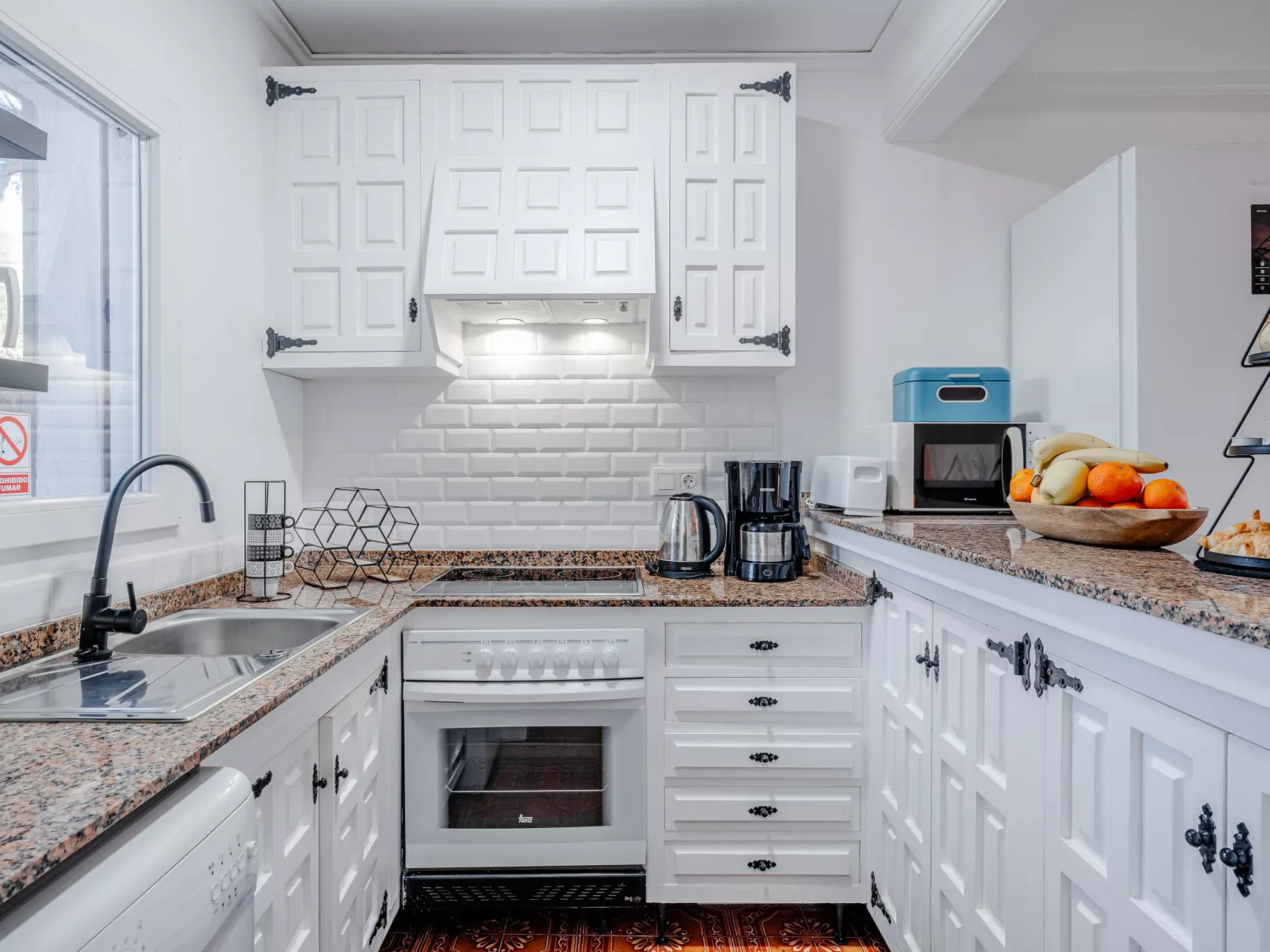 Residencia La Perla-Drinnen