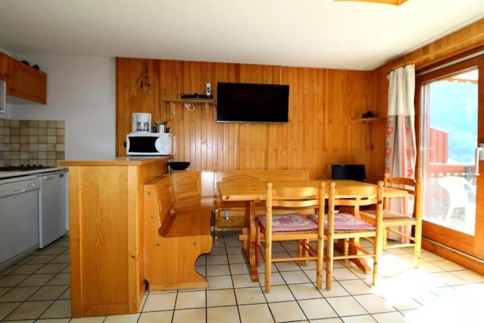 Résidence Le Chardonnet-Image-tags.