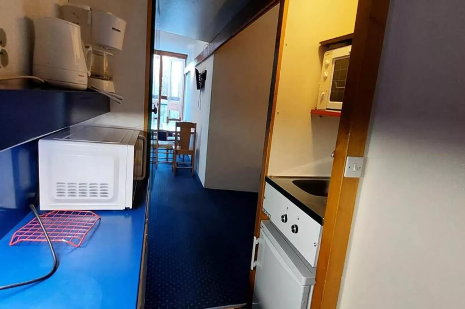 Résidence Miravidi-Exterior in summer