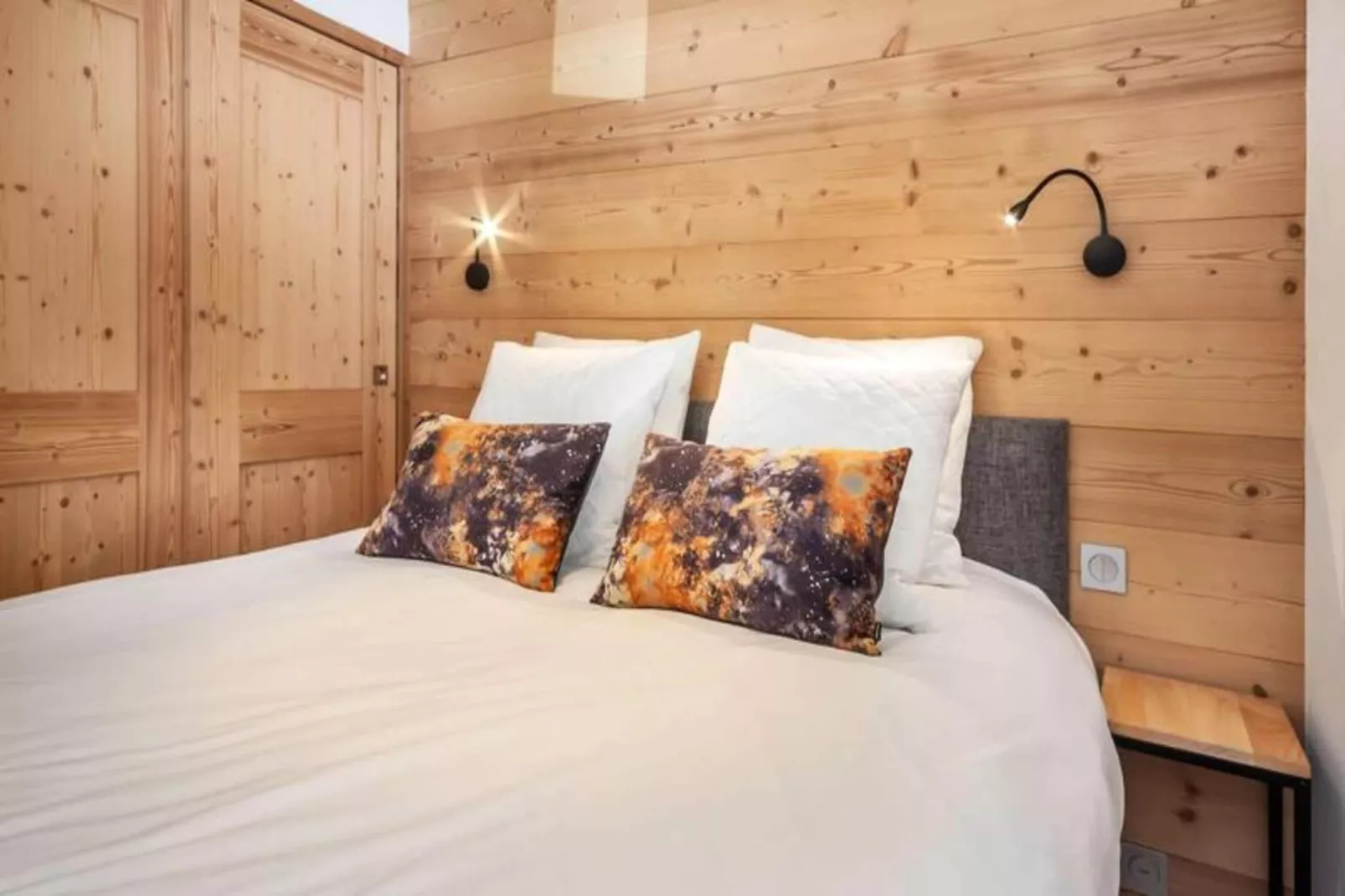 Résidence Les Portes Du Pleney-Bedroom