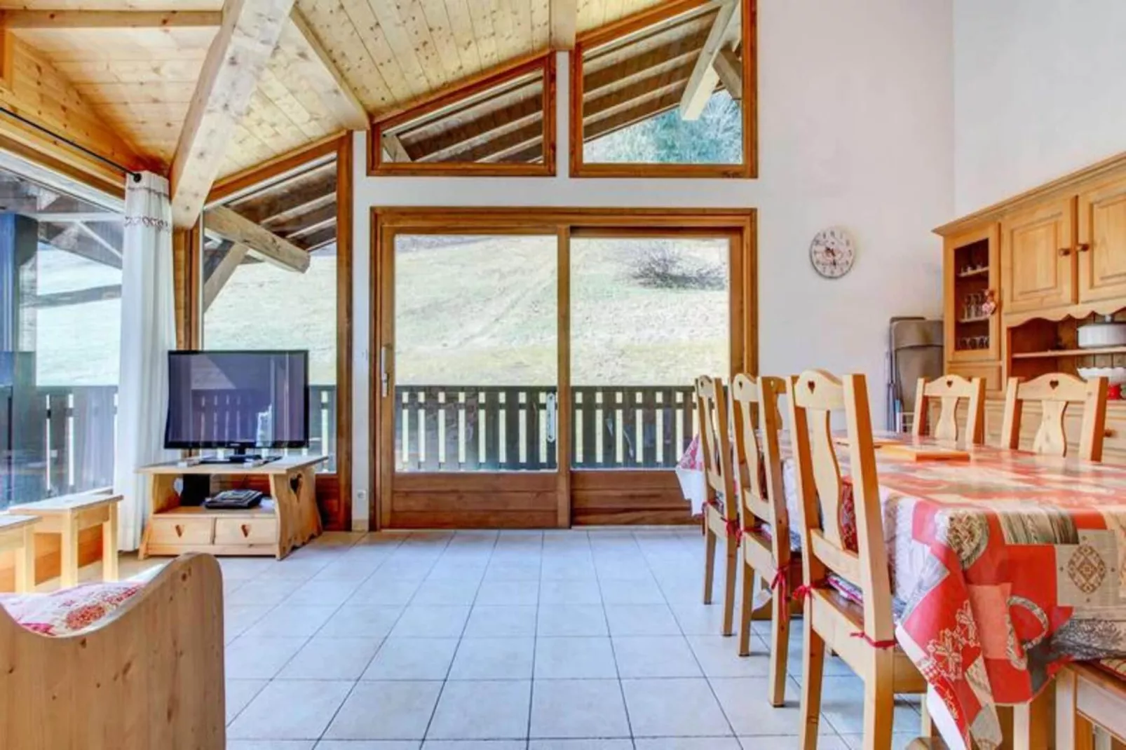 Résidence Les Cesaries - Außenbereich Sommer