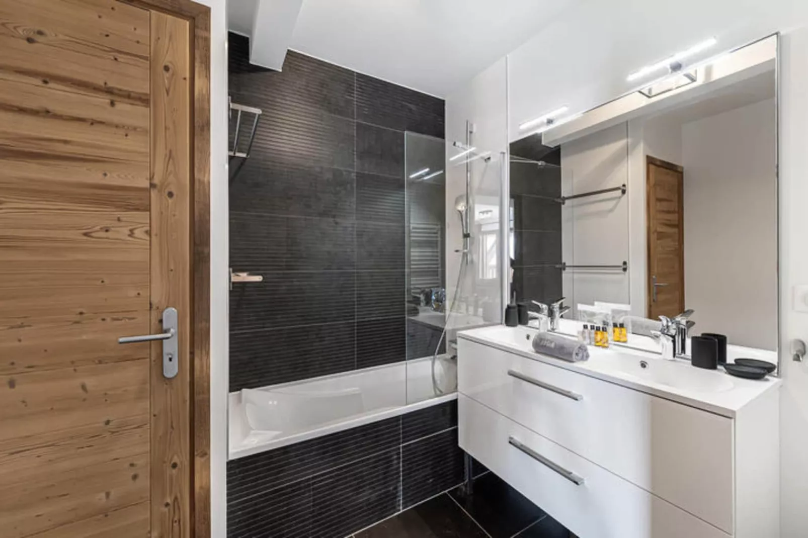 Résidence Silver Lodge - B-Bathroom